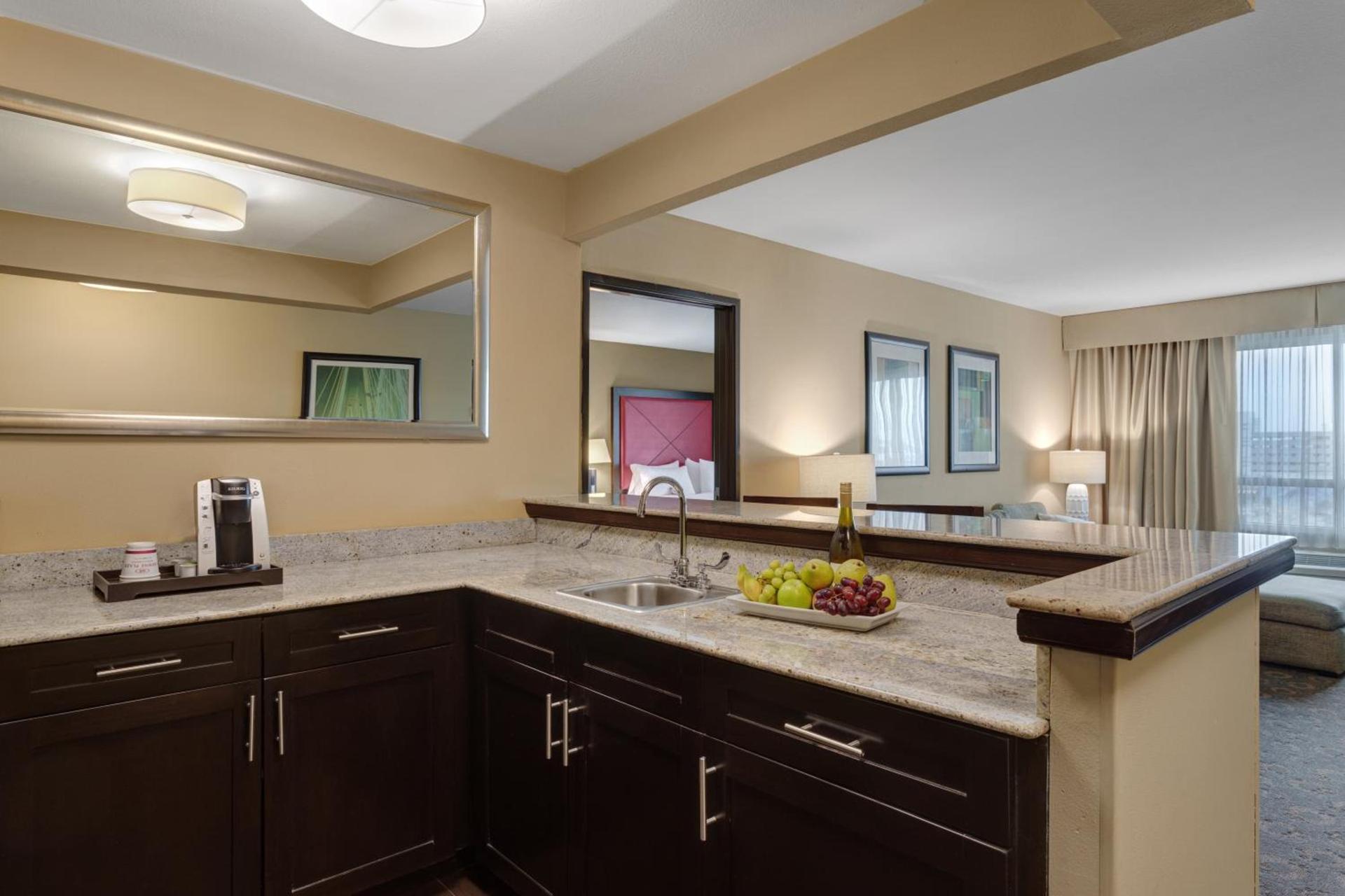 Crowne Plaza Houston Galleria Area by IHG photo 48