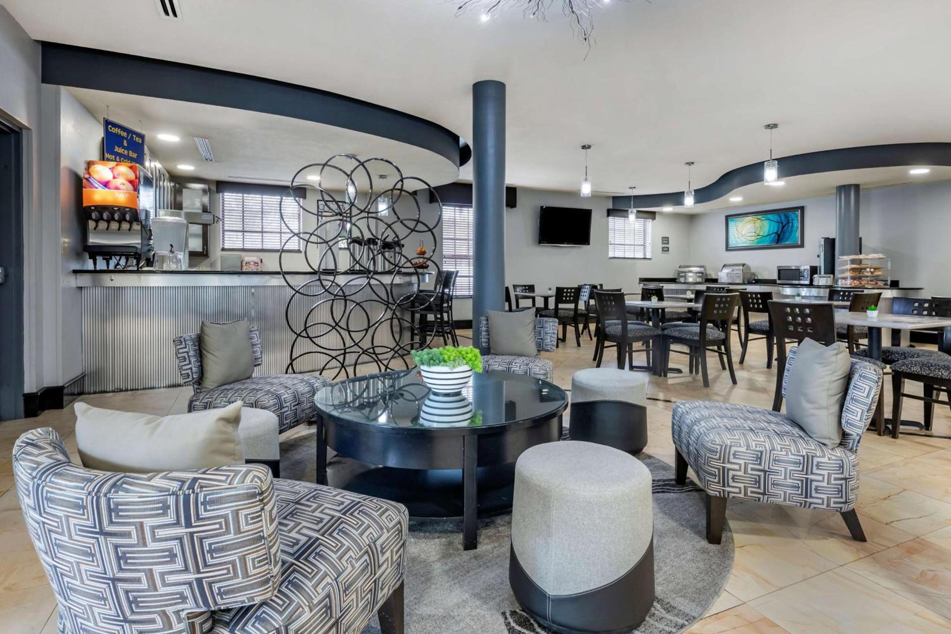 Best Western Plus Bradenton Gateway Hotel photo 2
