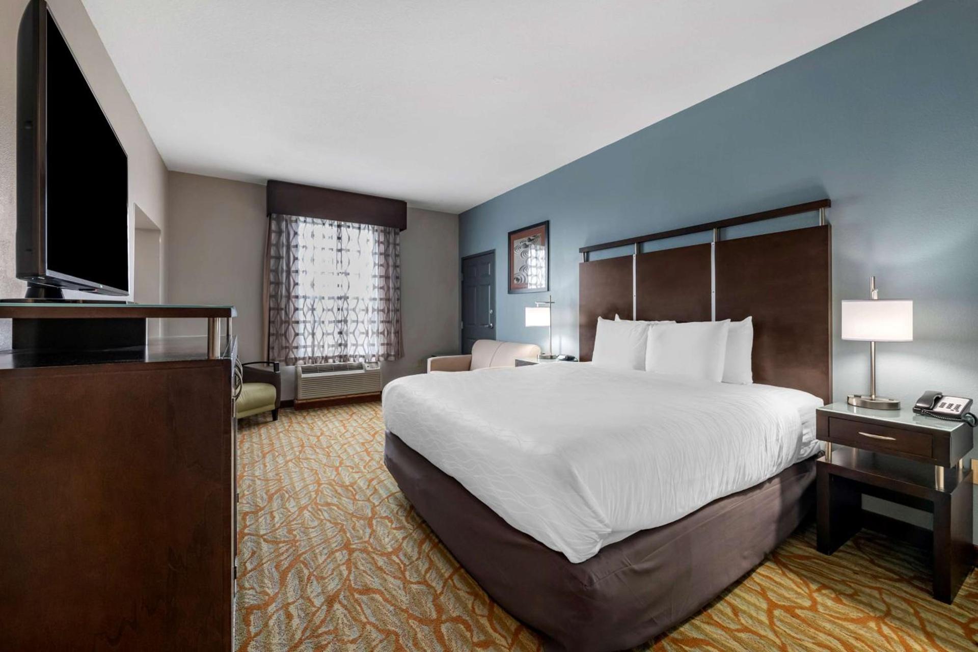 Best Western Plus Bradenton Gateway Hotel photo 12