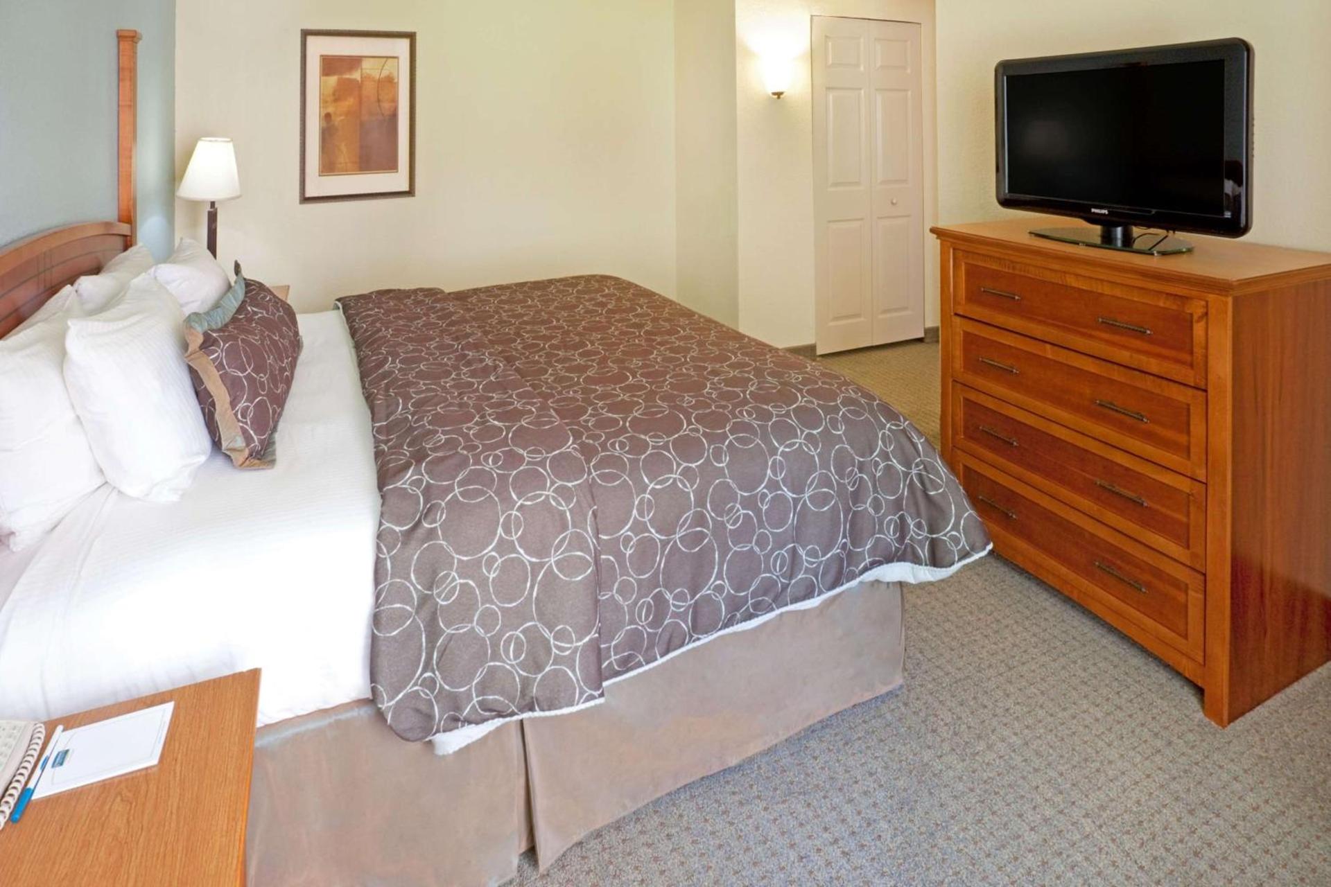 Staybridge Suites Irving Las Colinas by IHG photo 16