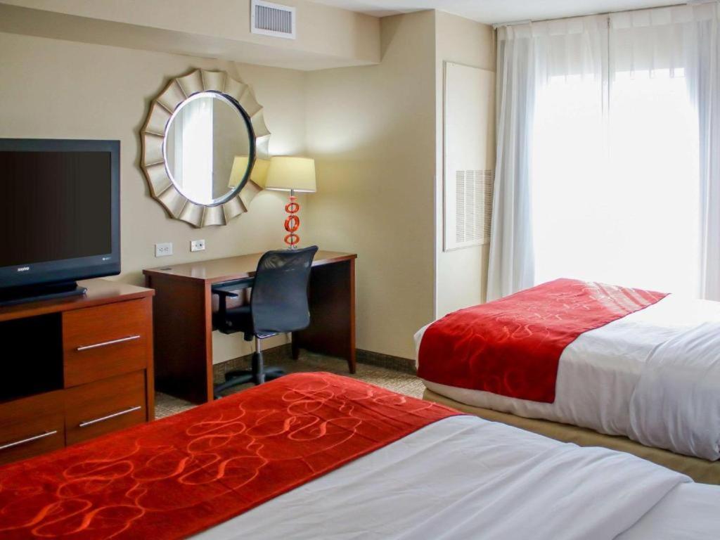 Comfort Suites At Virginia Center Commons photo 47
