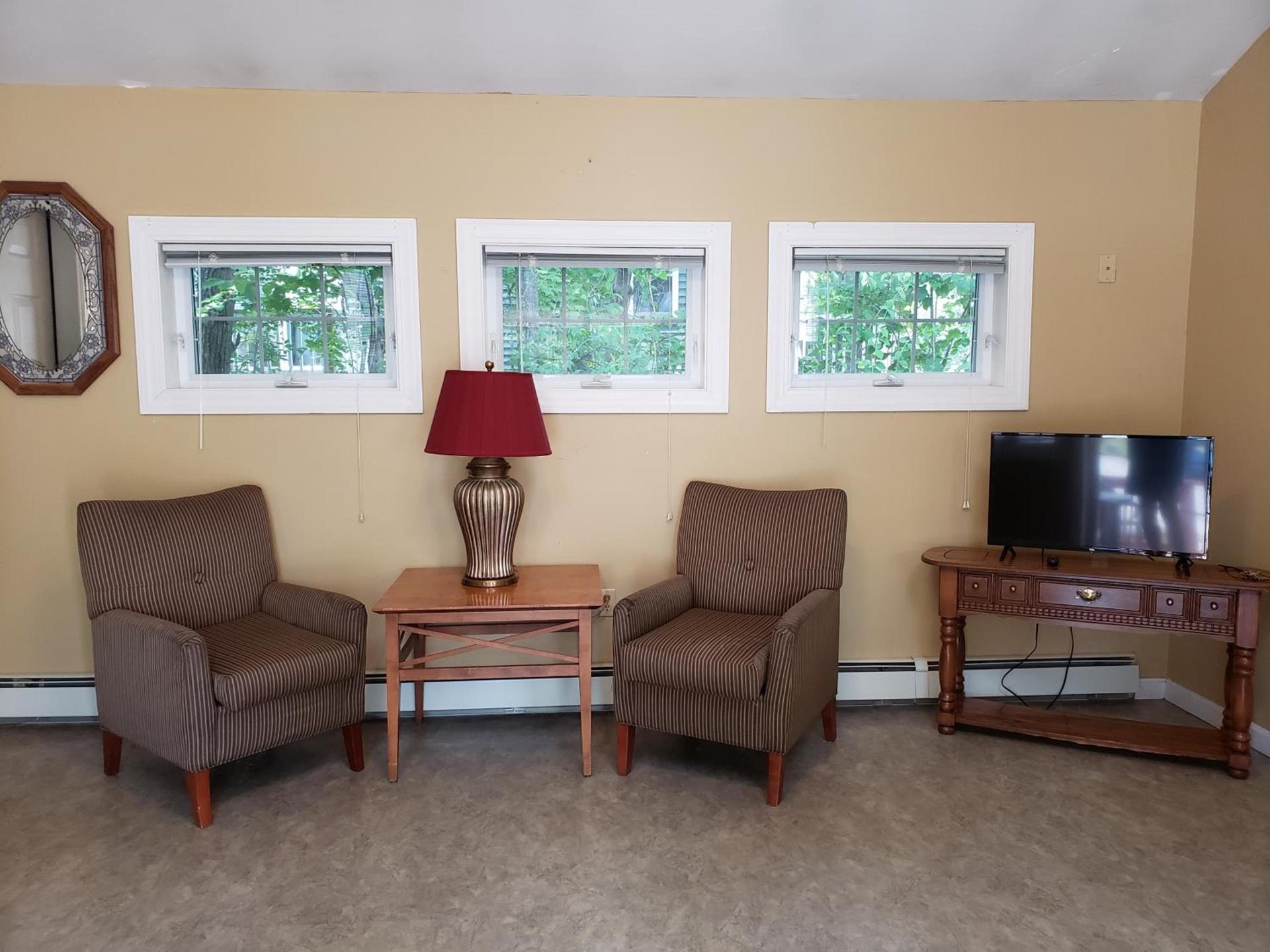 Weirs Beach Motel & Cottages photo 38