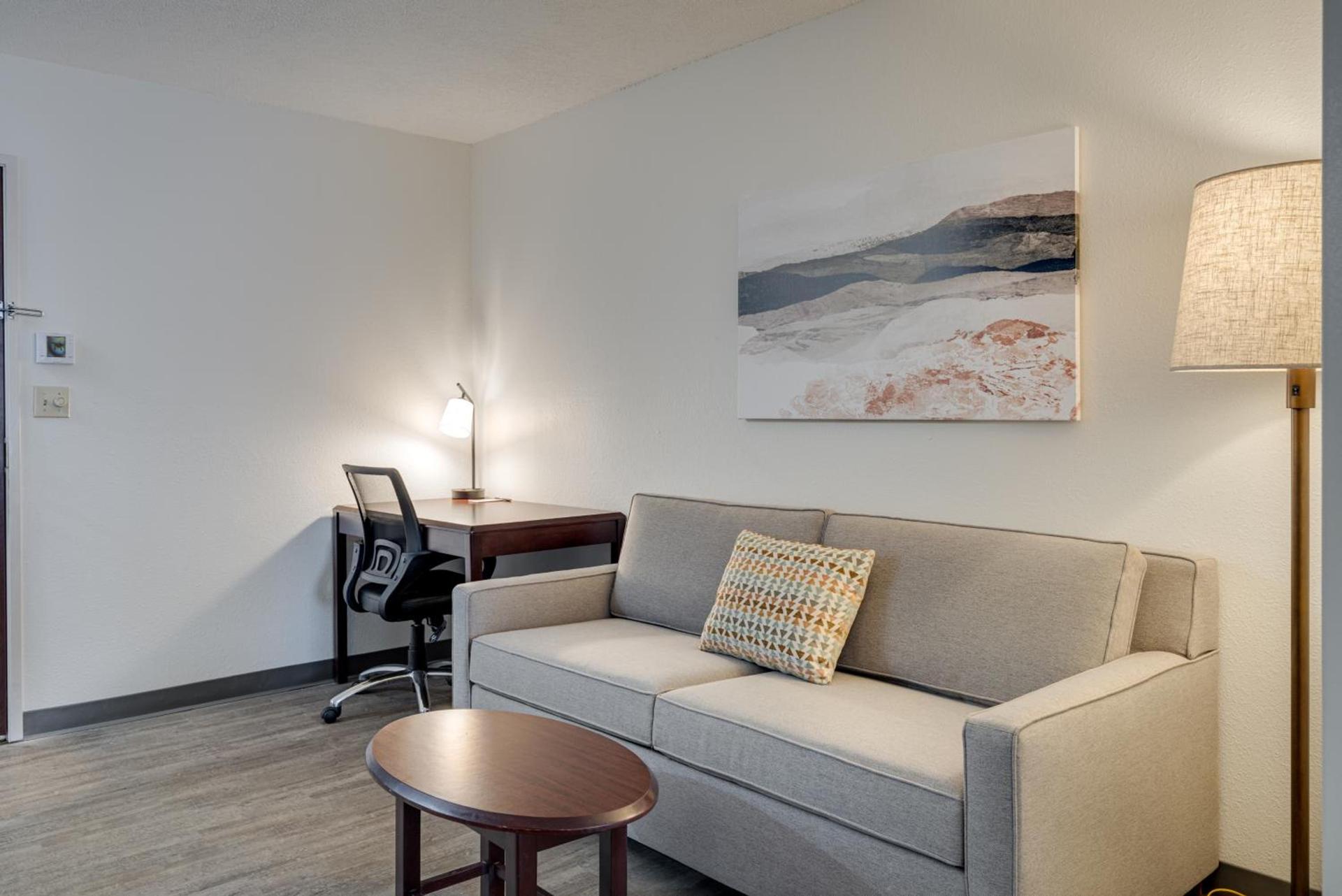 MySuites Lawton photo 24