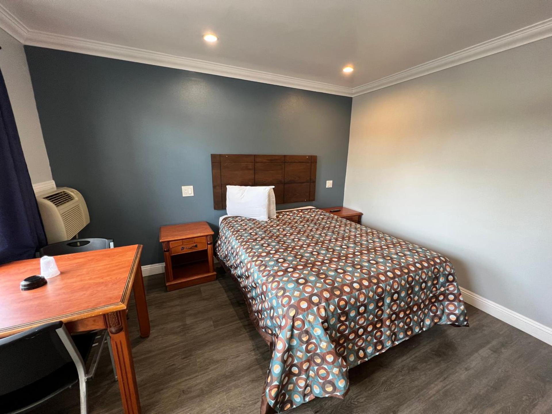 SOFI MOTEL photo 3