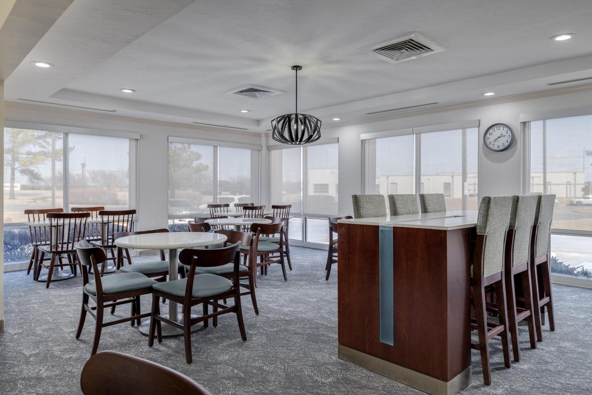 MySuites Lawton photo 19