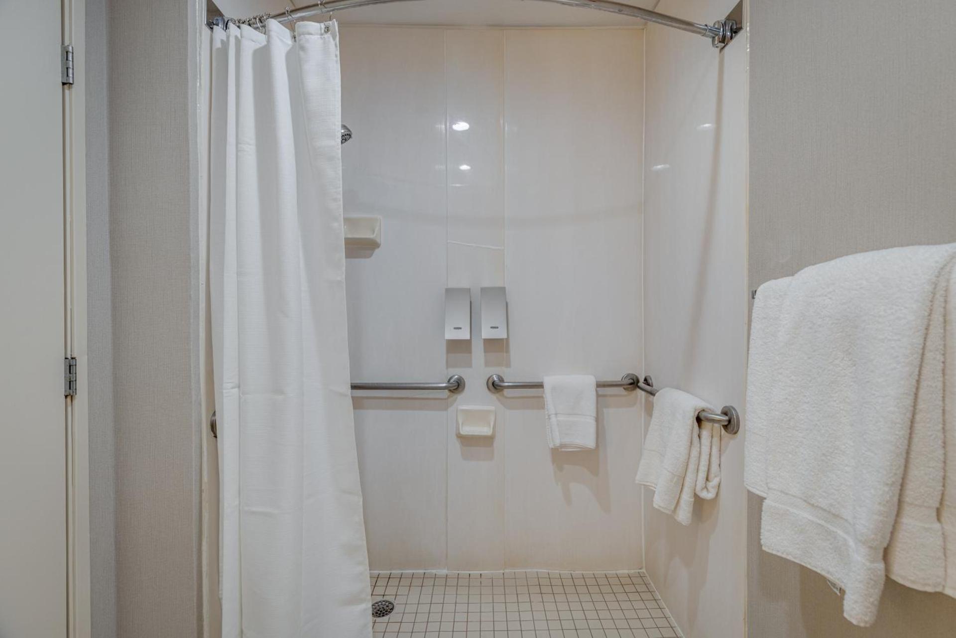 MySuites Lawton photo 39