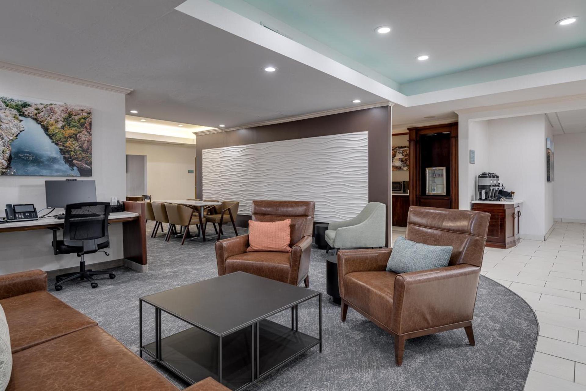 MySuites Lawton photo 9