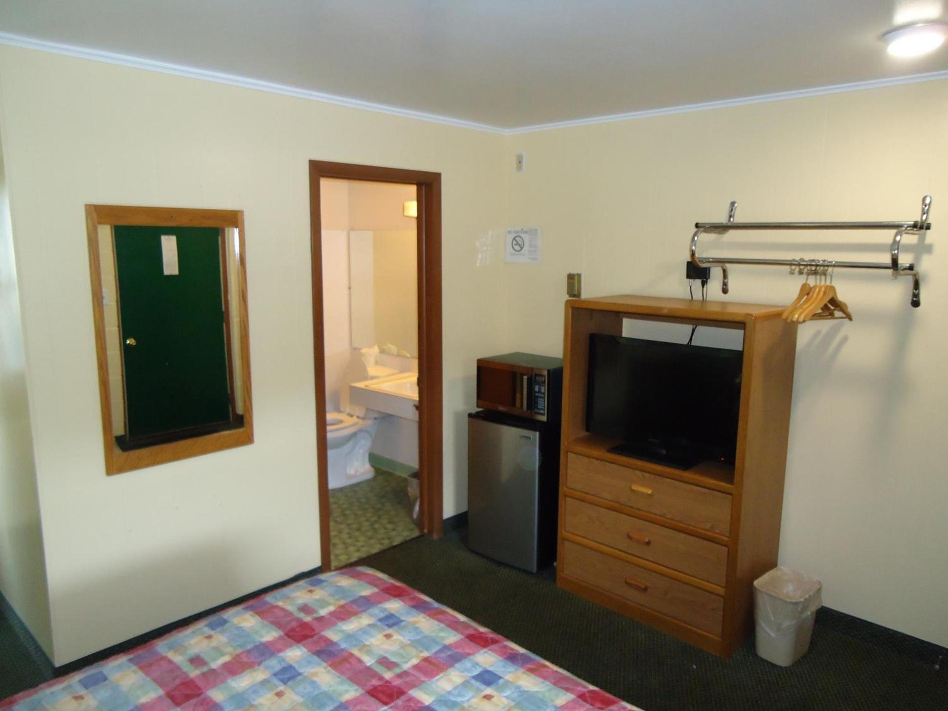 Tower Motel photo 7