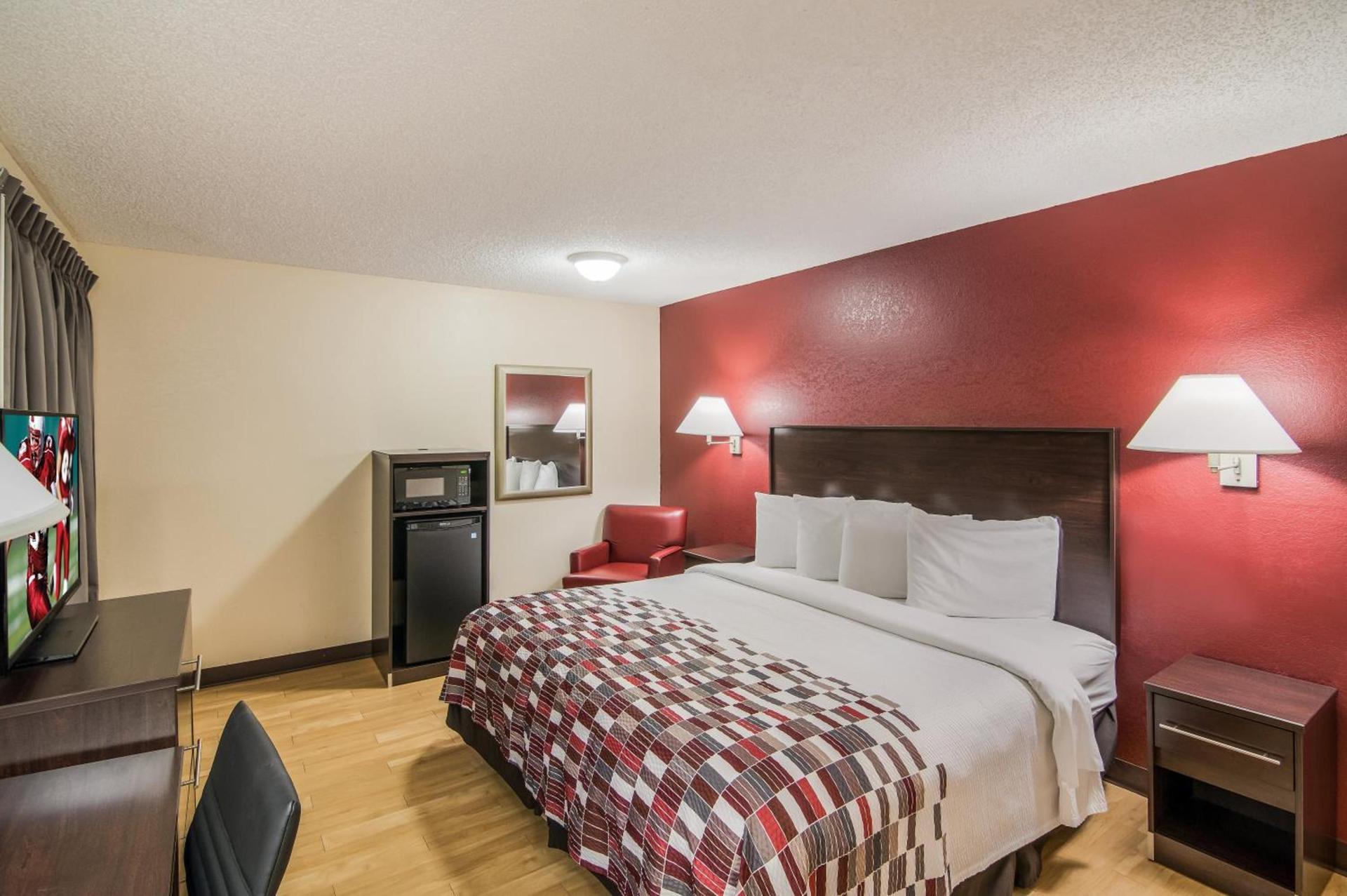 Red Roof Inn & Suites Pensacola East - Milton photo 13