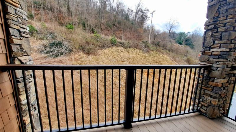 Stonebrook Lodge Bryson City photo 30
