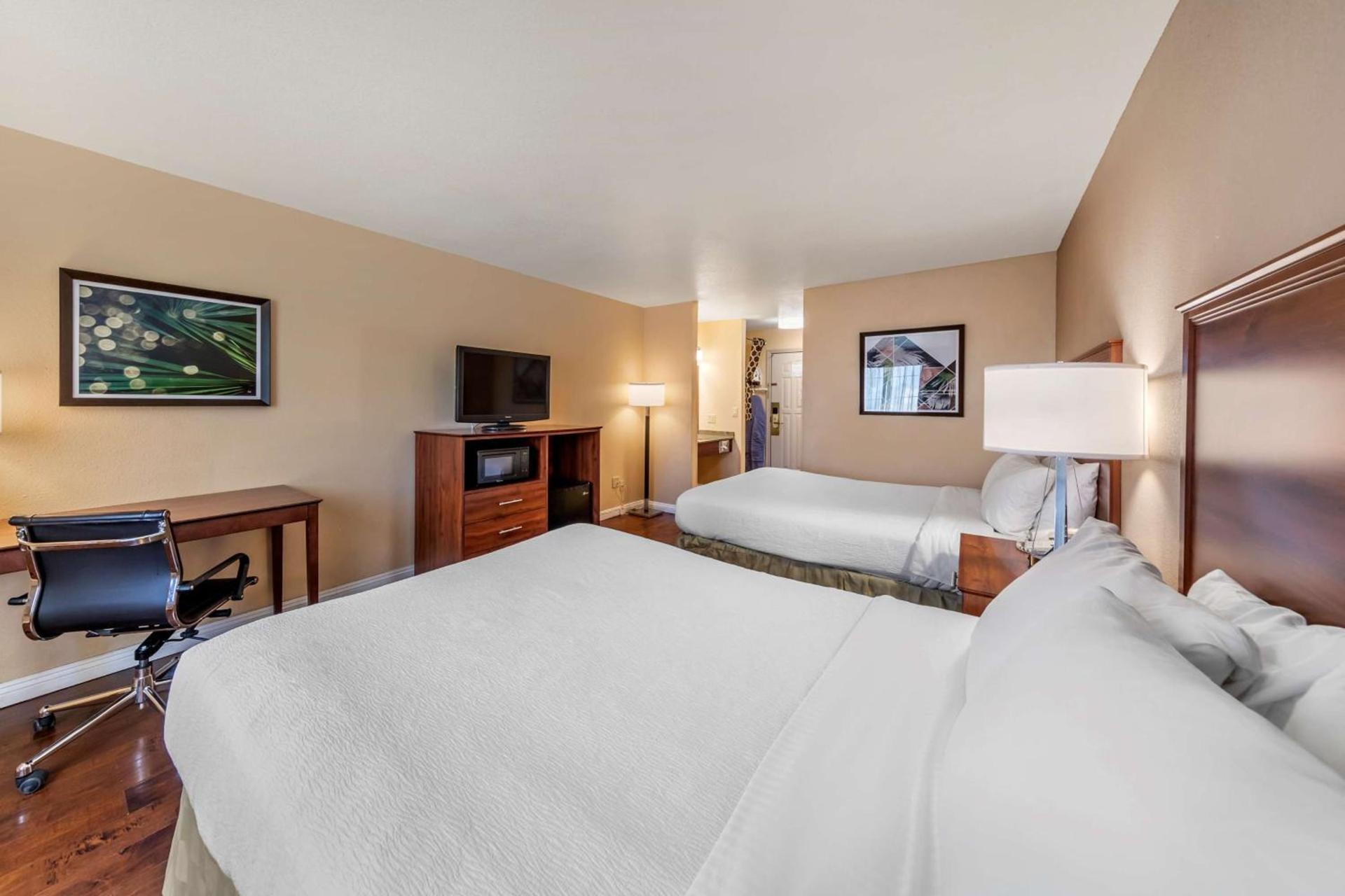 Best Western Plus John Jay Inn & Suites photo 19