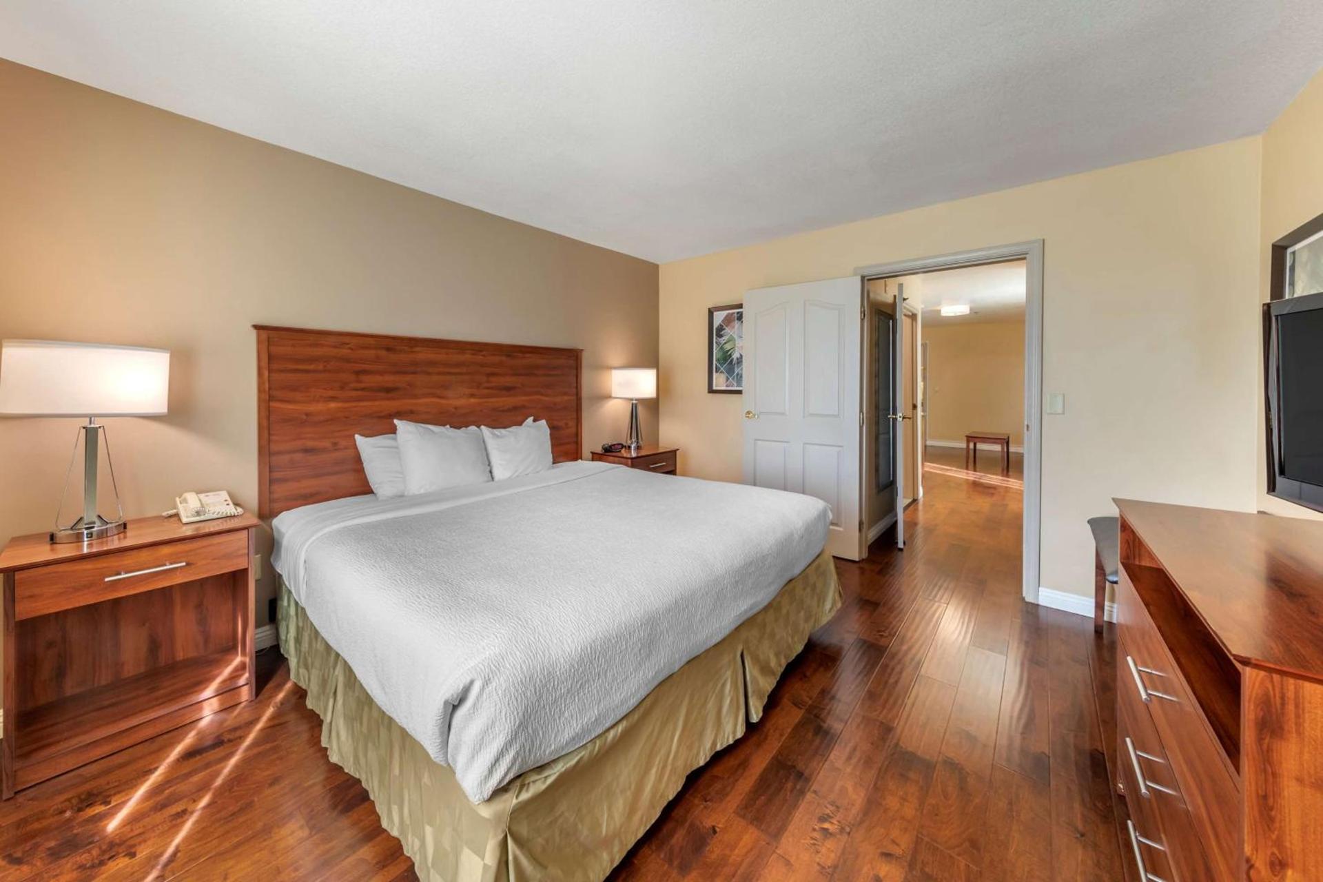Best Western Plus John Jay Inn & Suites photo 4