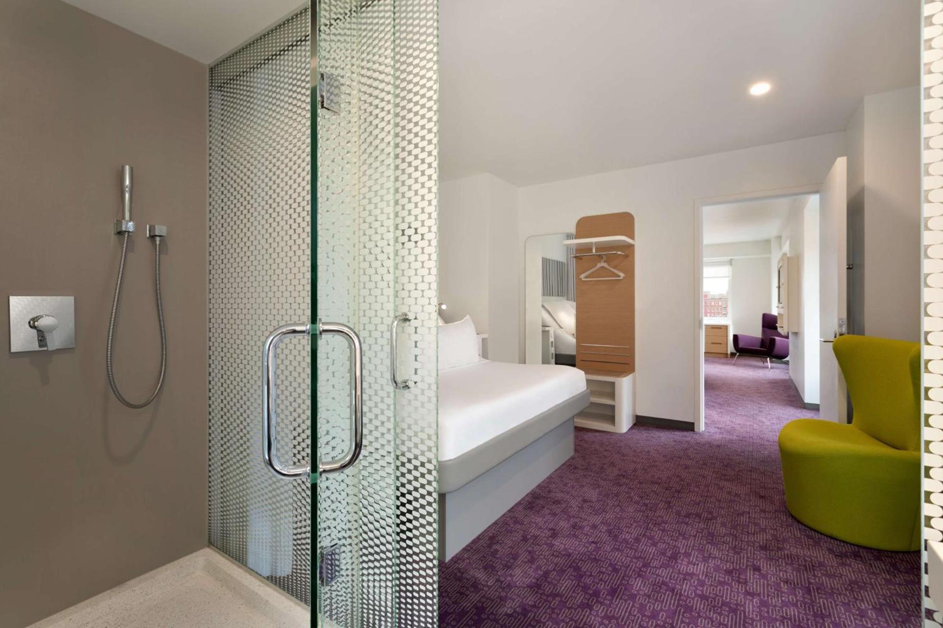 YOTEL Boston photo 4