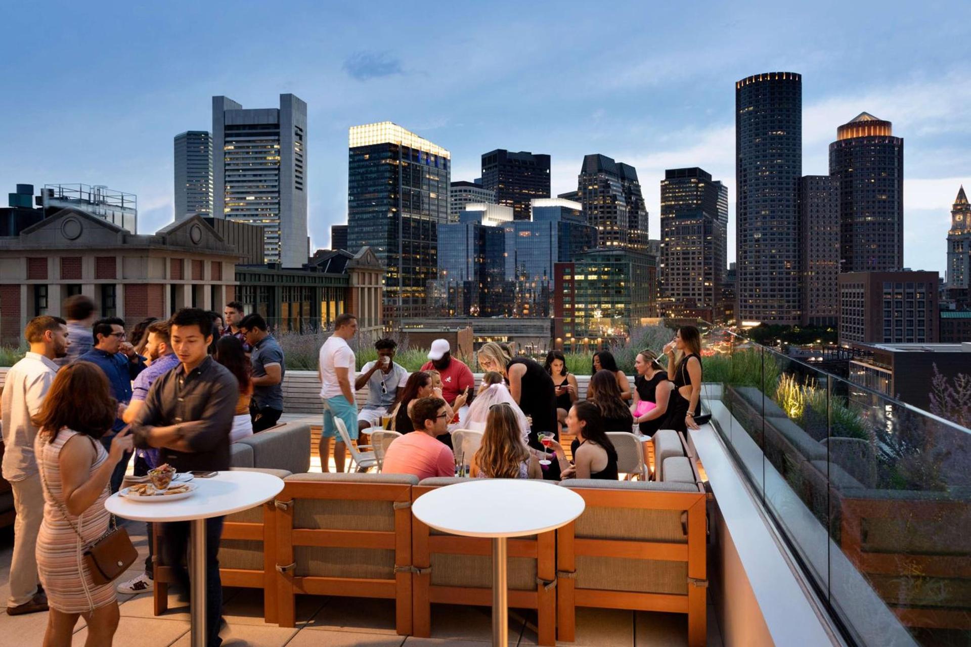 YOTEL Boston photo 9