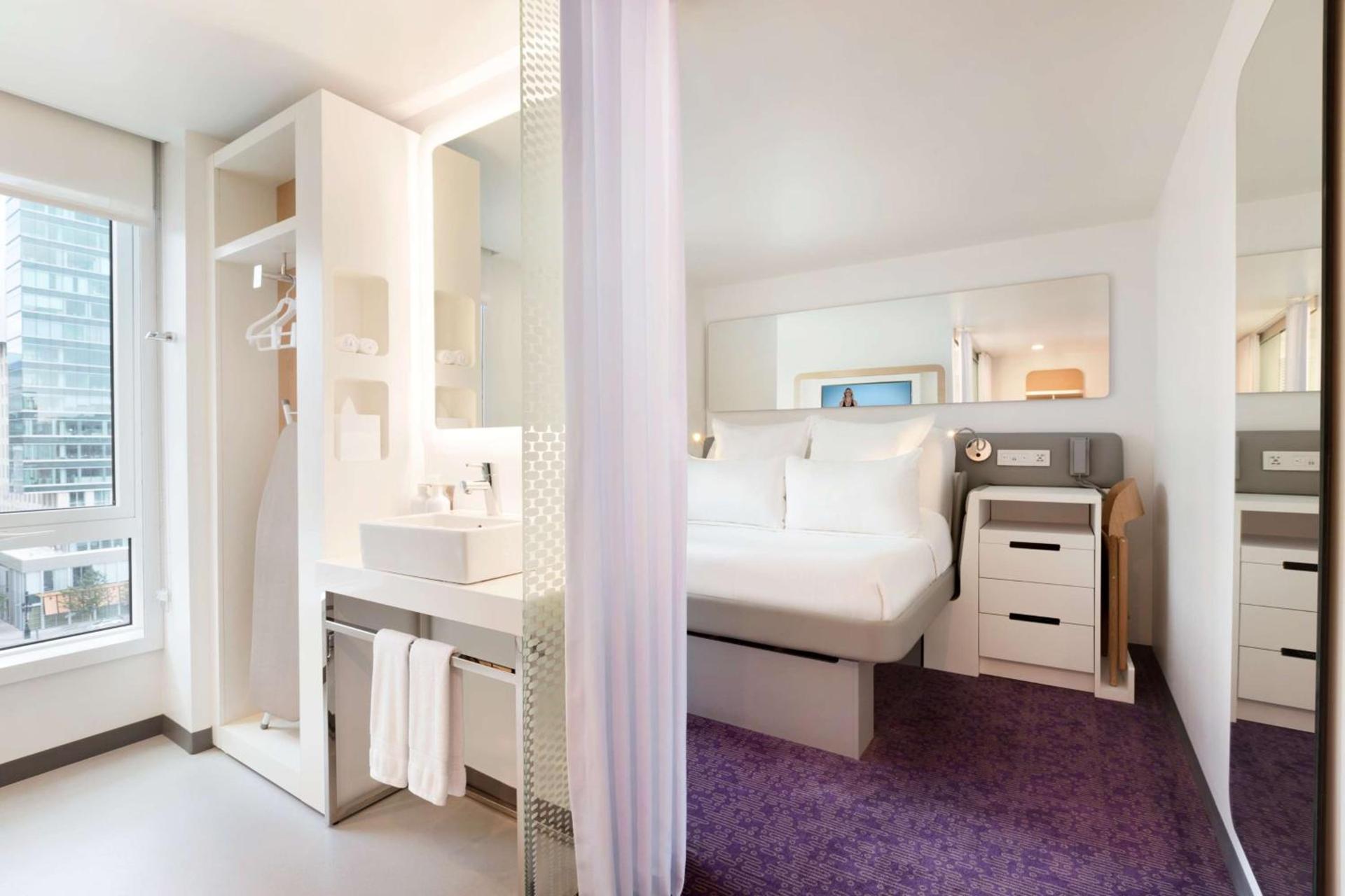 YOTEL Boston photo 20