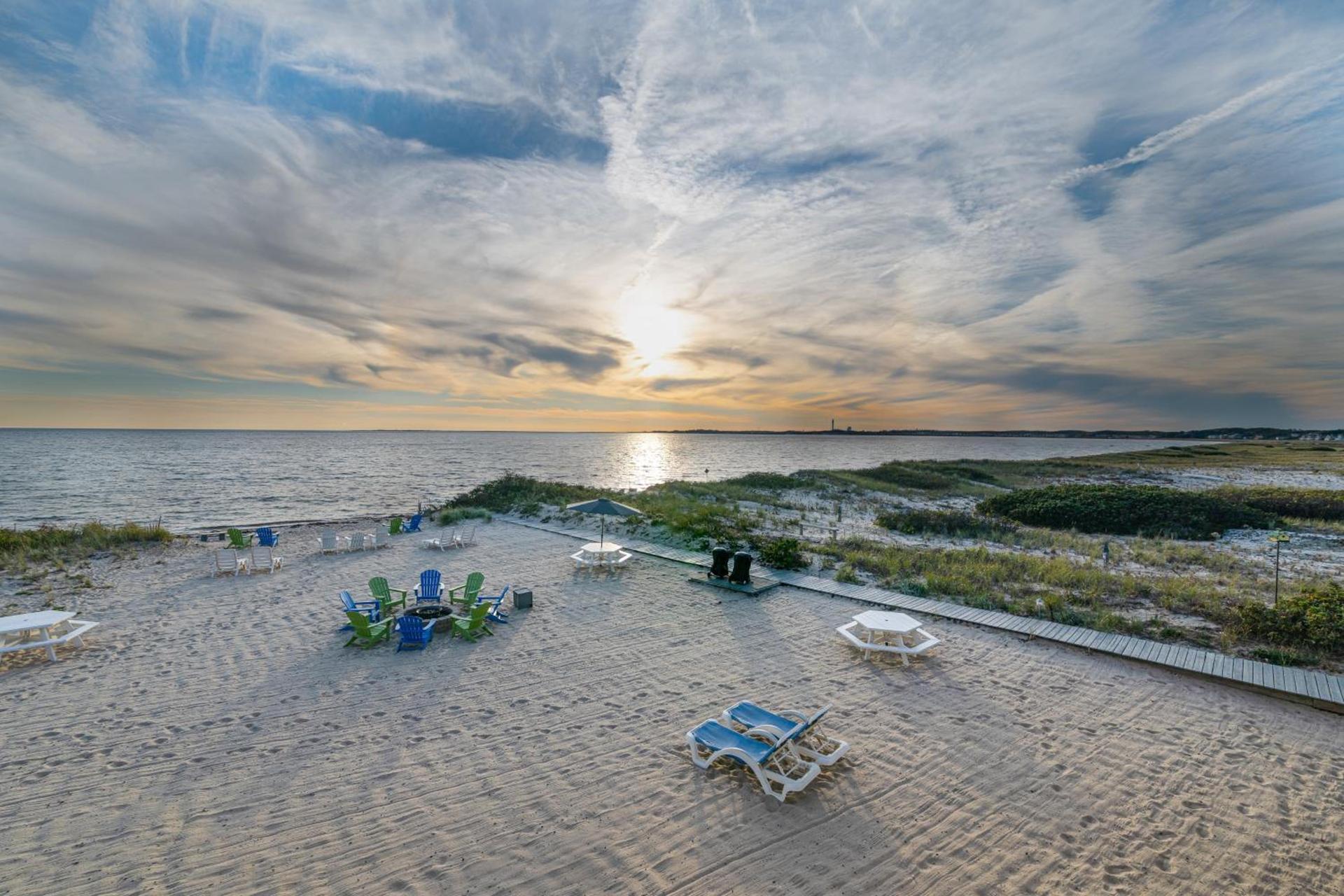 Sandbars Inn photo 10