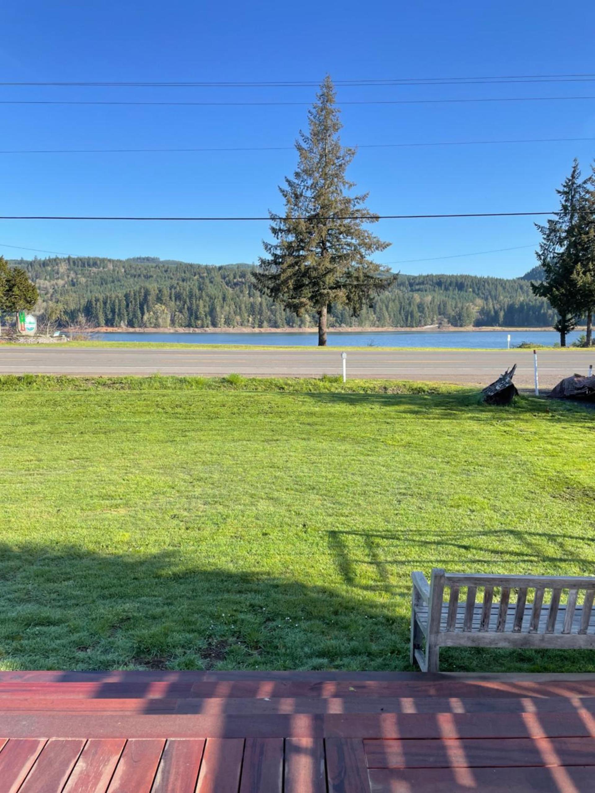 Foster Lake Inn photo 17