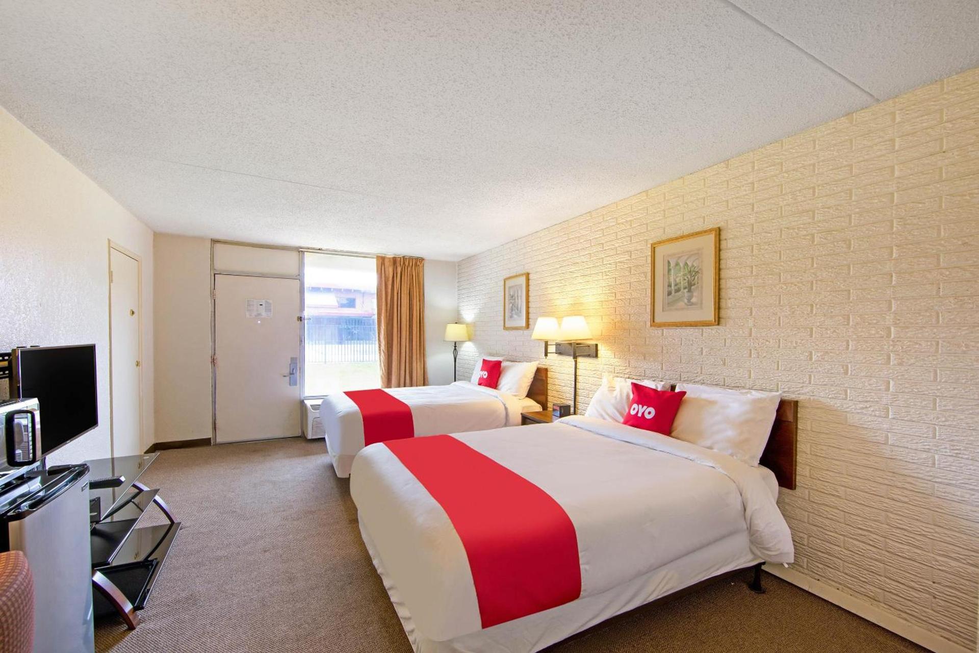 OYO Hotel Doswell Kings Dominion photo 17