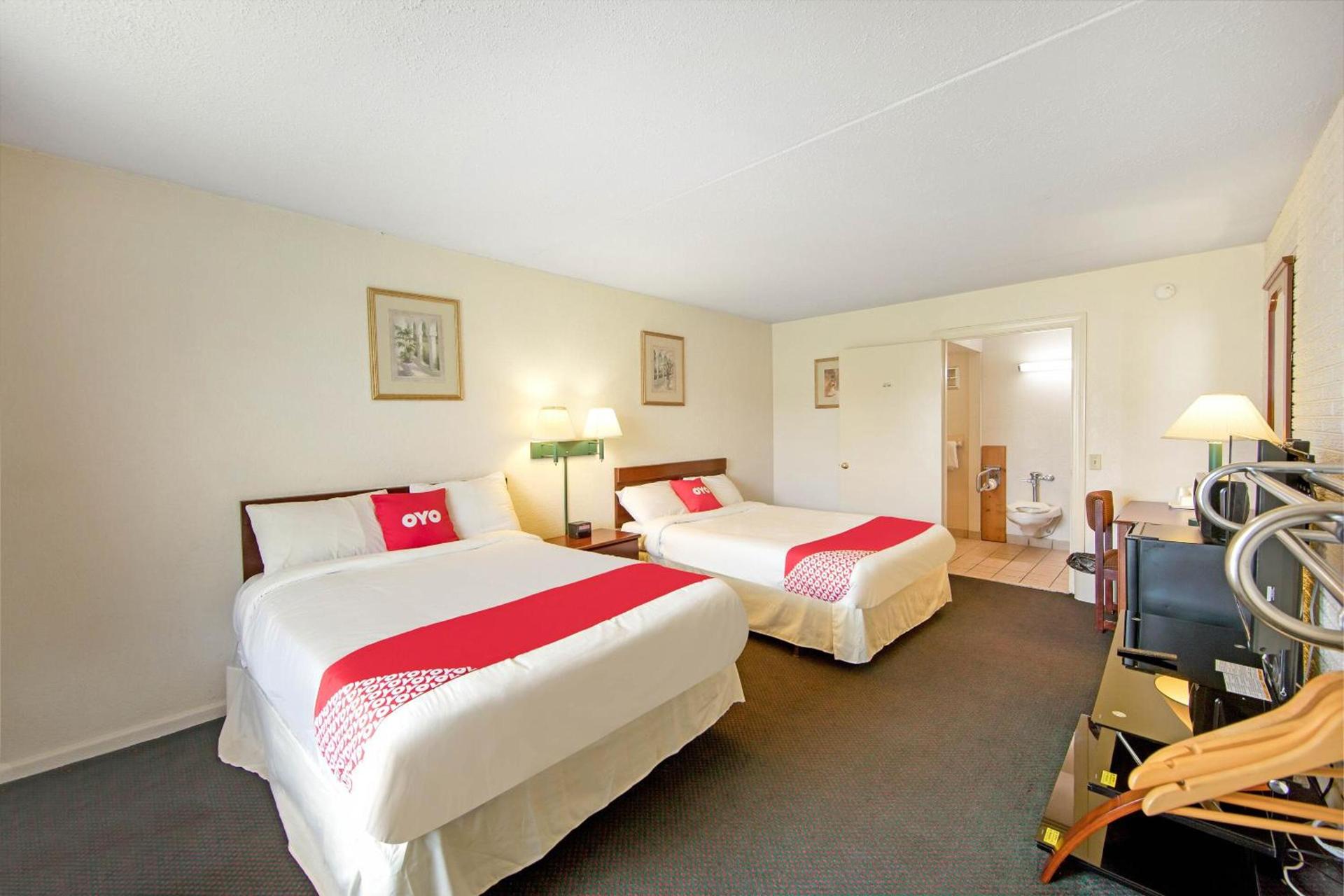 OYO Hotel Doswell Kings Dominion photo 12