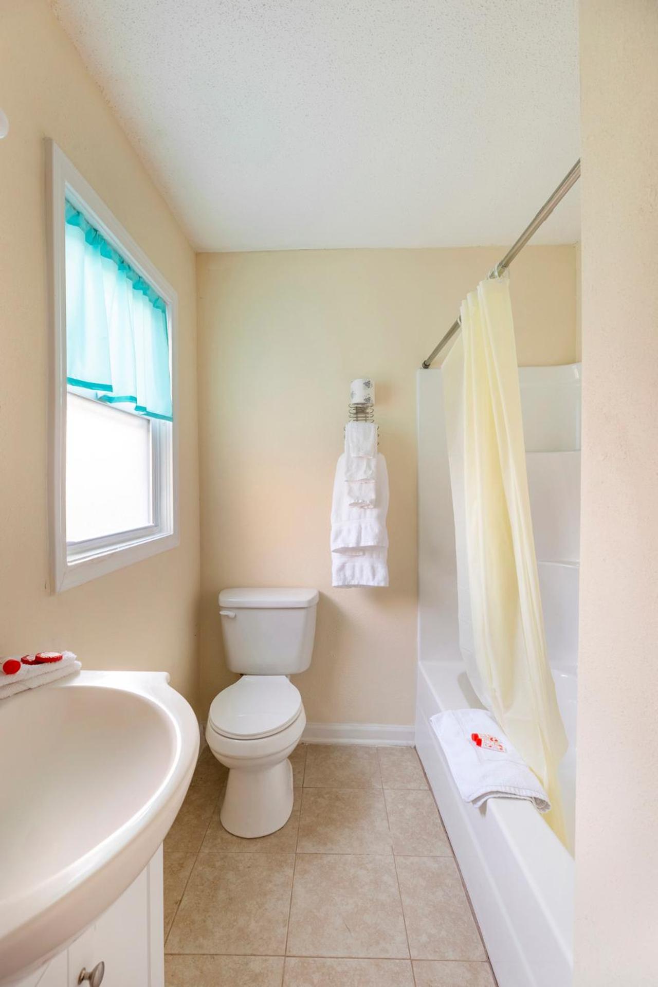 OYO Hotel Cave City KY photo 29