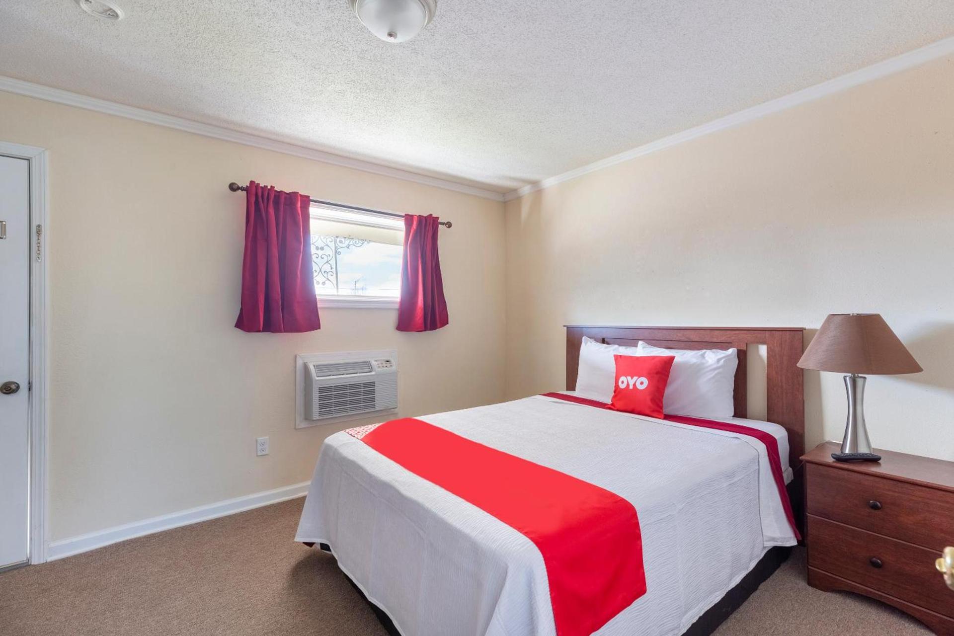 OYO Hotel Cave City KY photo 24