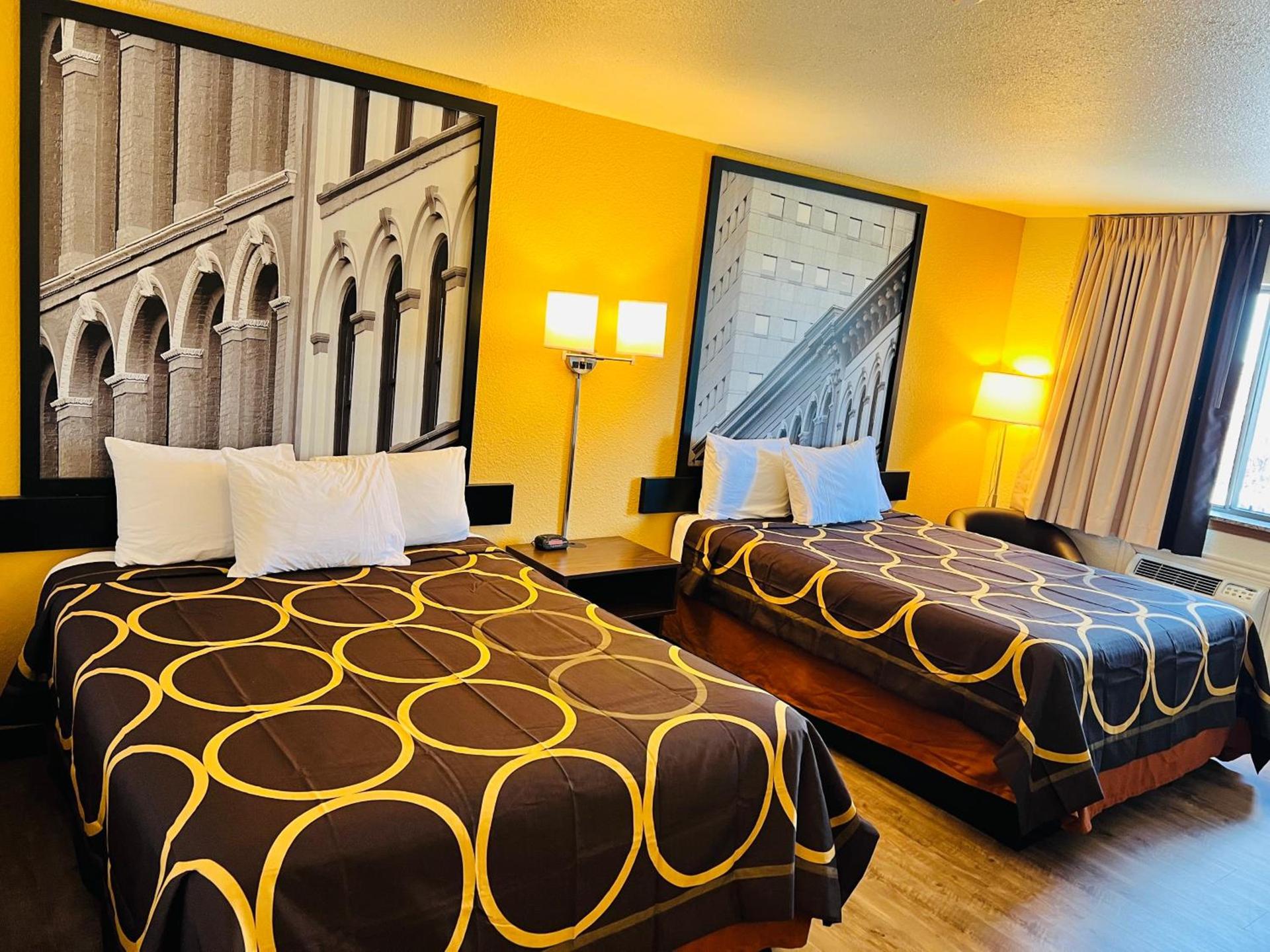 Super 8 by Wyndham Elizabethtown photo 9