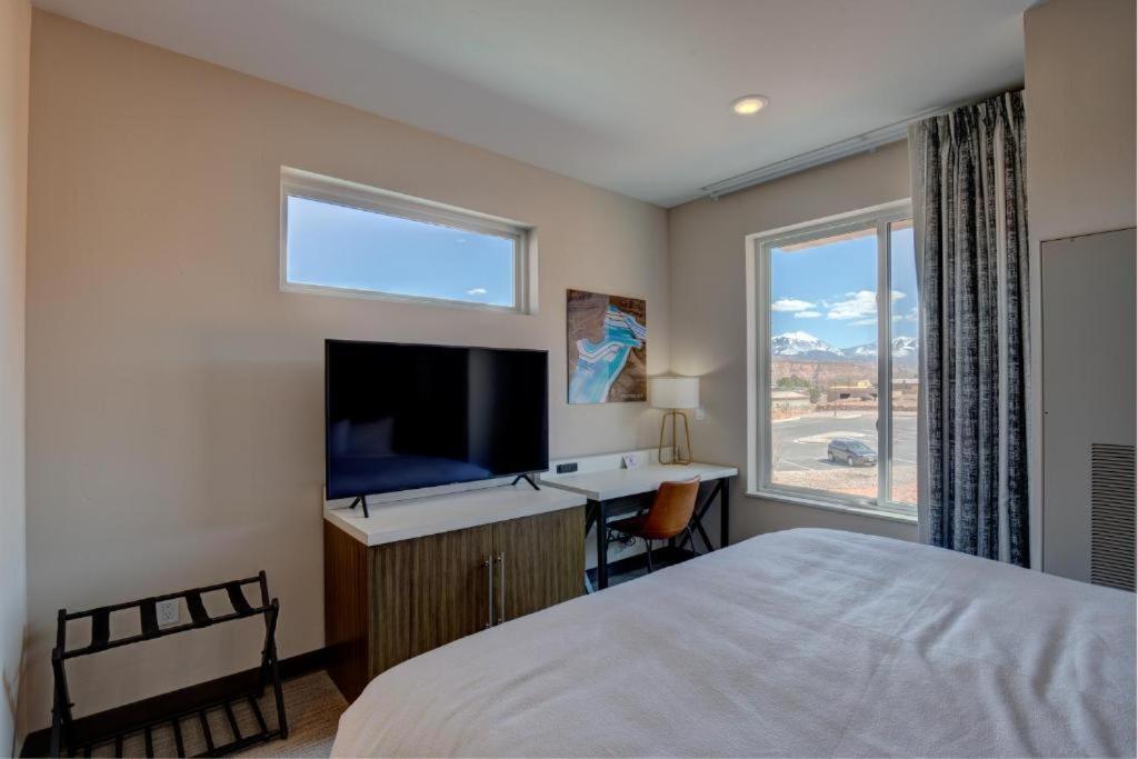 Scenic View Inn & Suites Moab photo 16