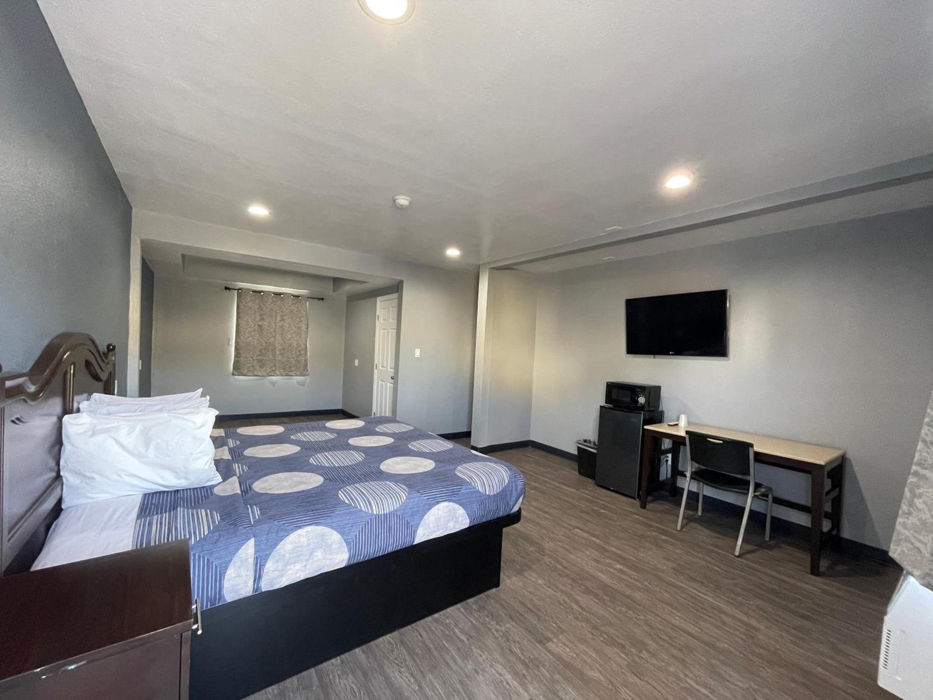 Cornett Motel photo 16