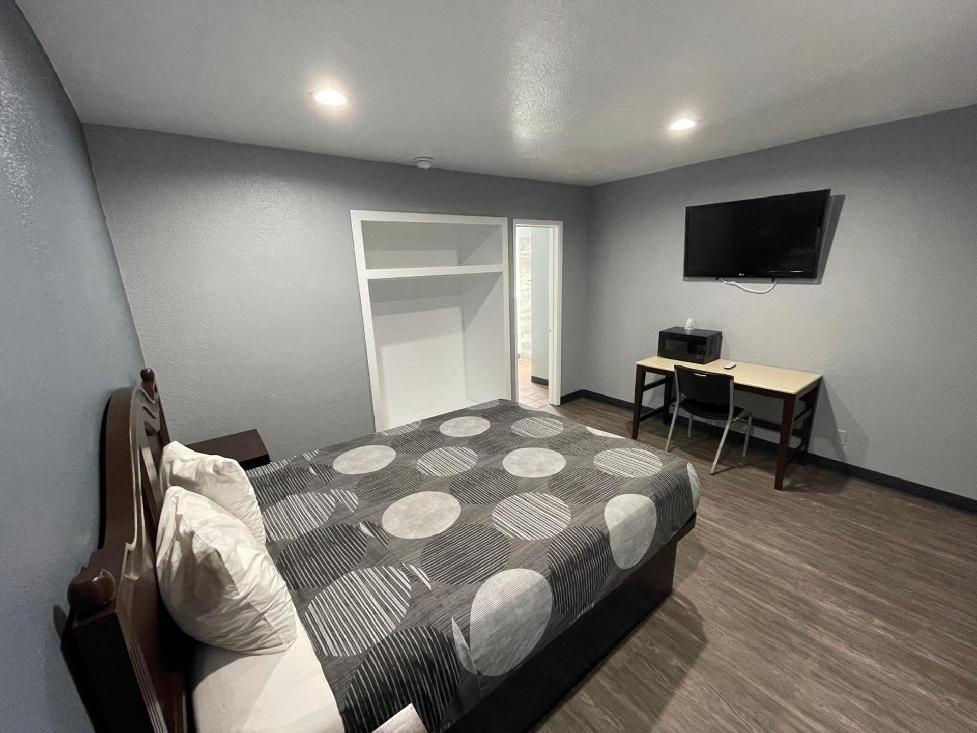 Cornett Motel photo 20