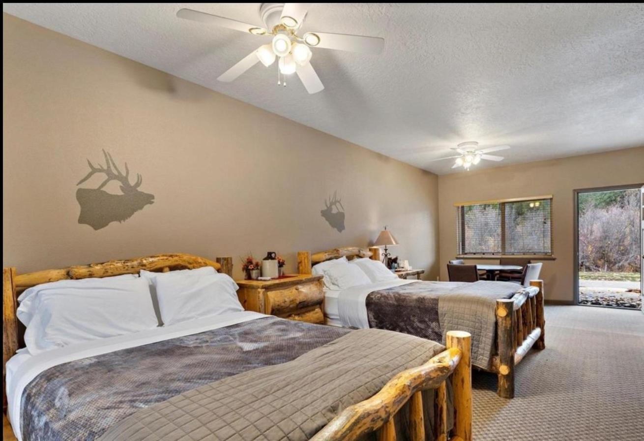 Southfork Lodge - Riverside Inn photo 15