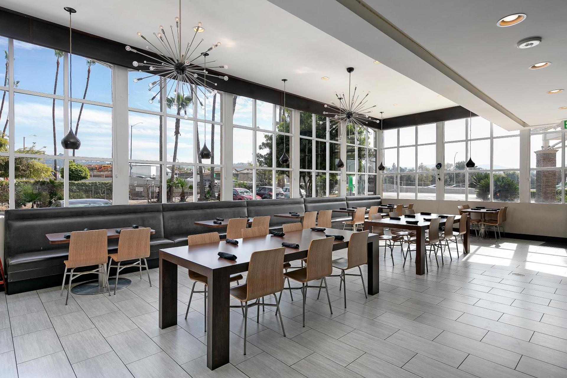 Holiday Inn West Covina, an IHG Hotel photo 8