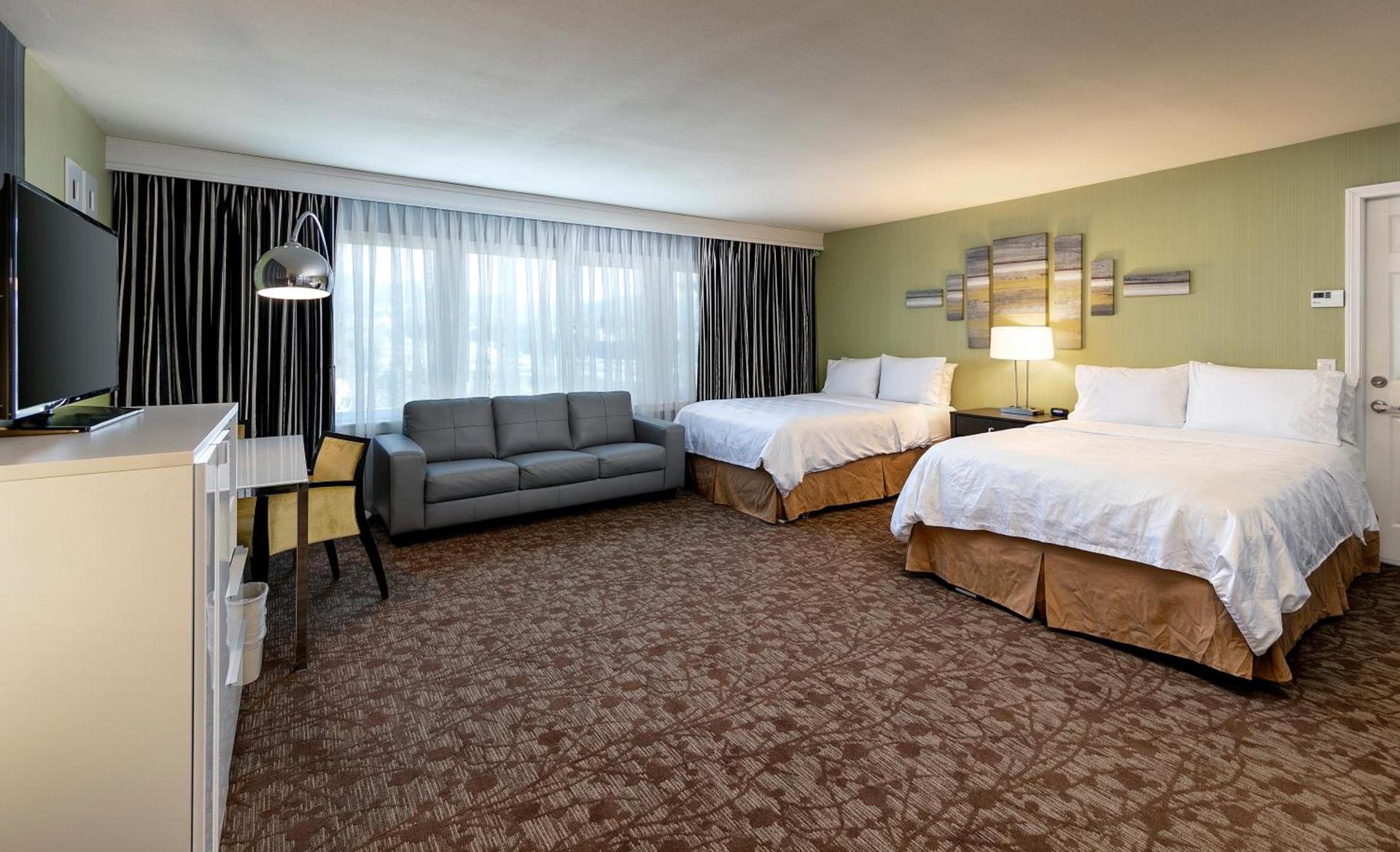 Holiday Inn West Covina, an IHG Hotel photo 16