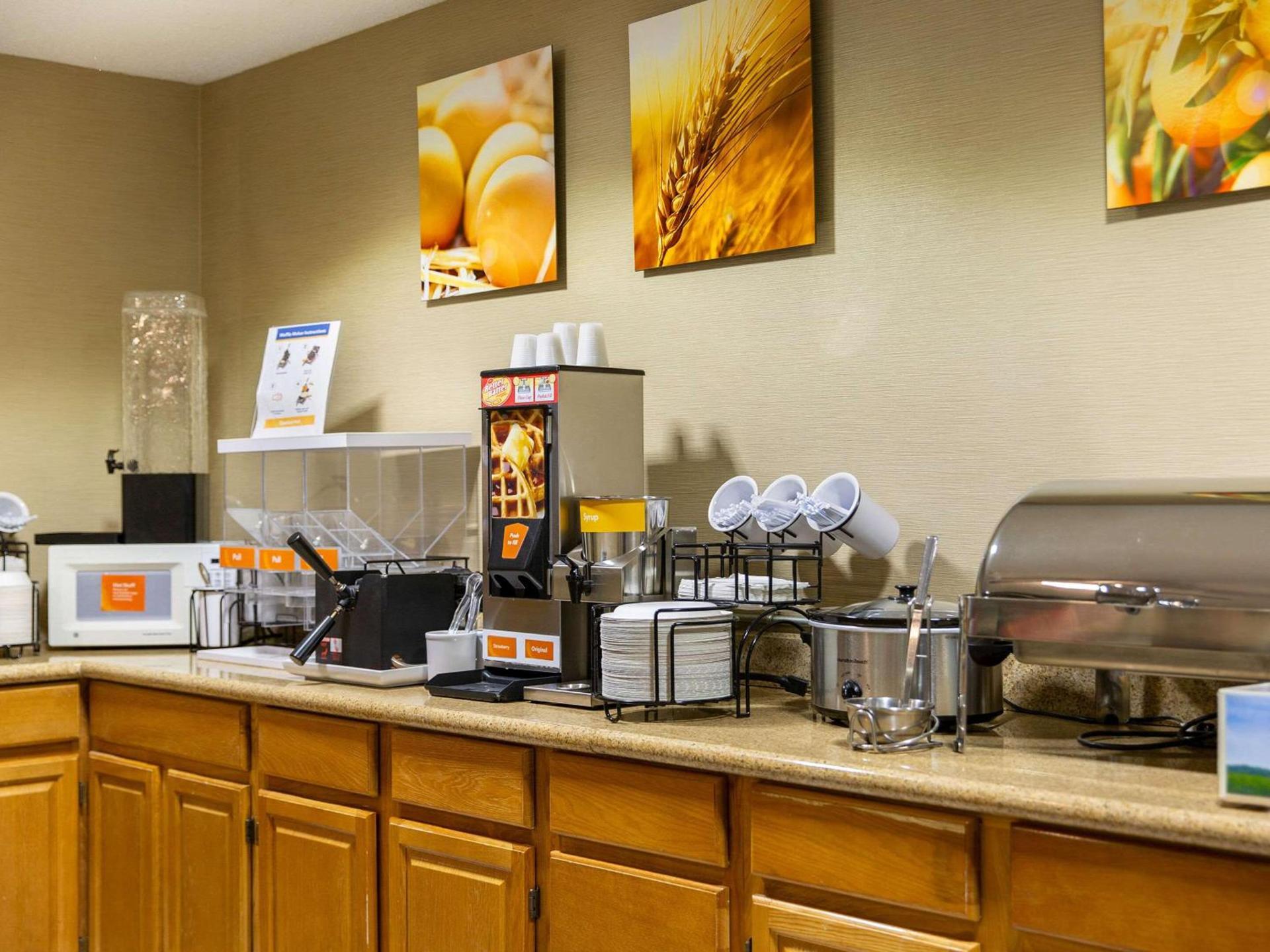 Comfort Inn Piketon near Fairgrounds photo 41