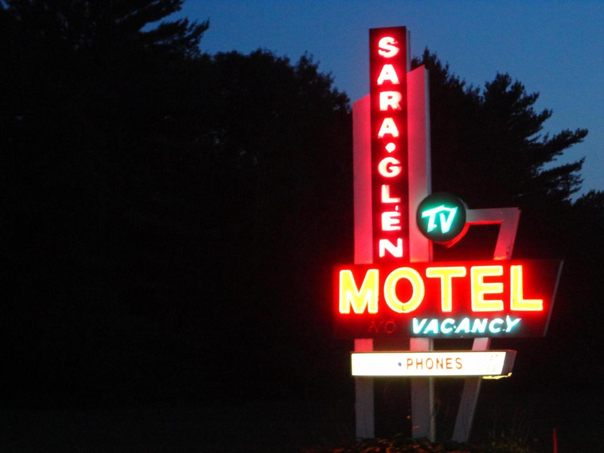 Sara Glen Motel - Saratoga Springs-Glens Falls photo 52