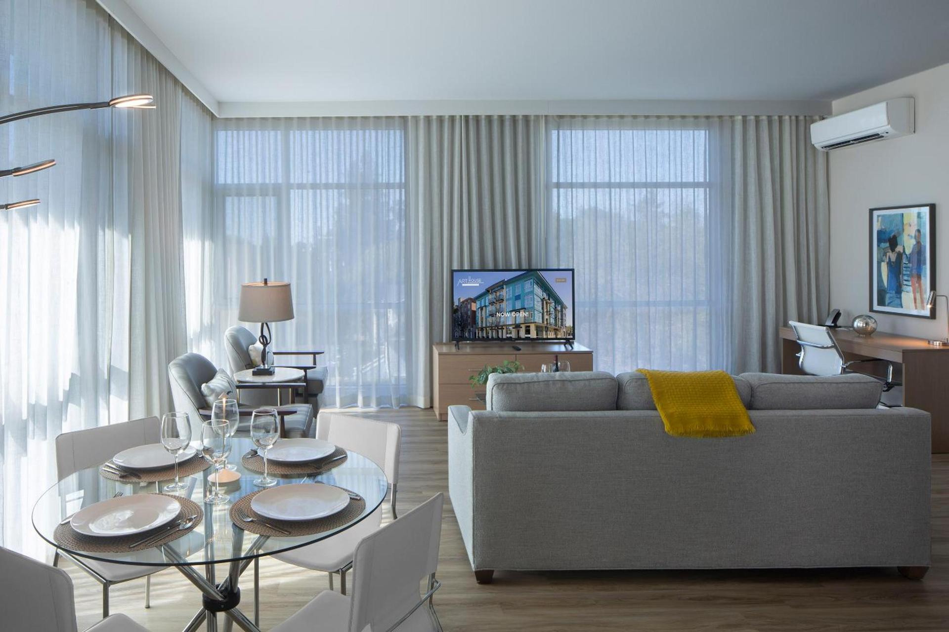 Art House Hotel photo 34