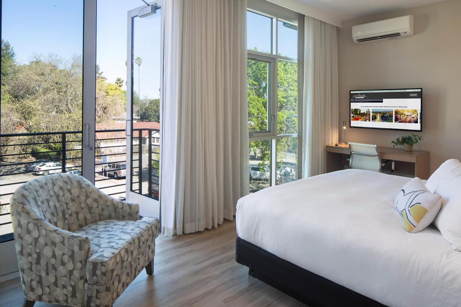 Art House Hotel photo 6