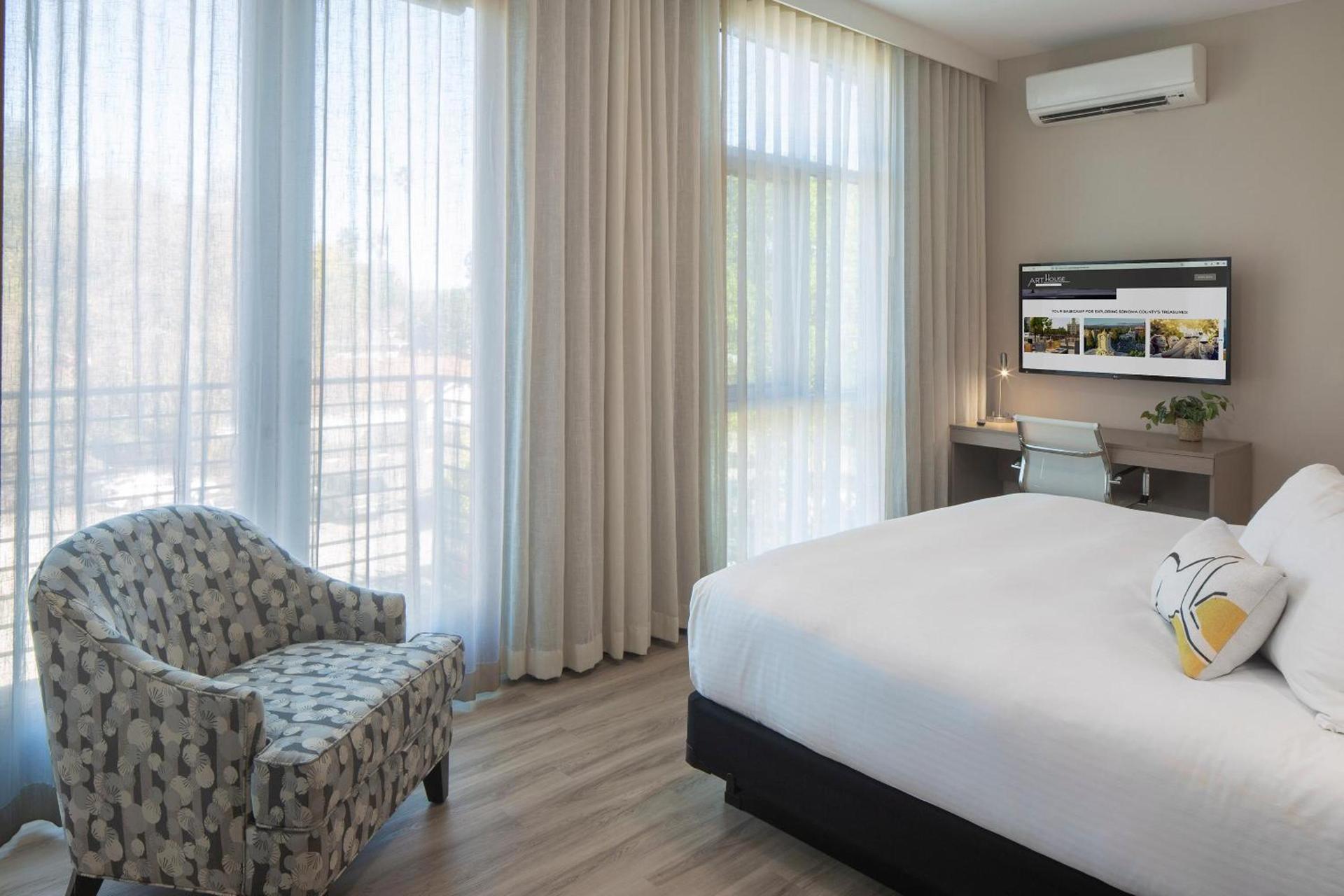 Art House Hotel photo 4