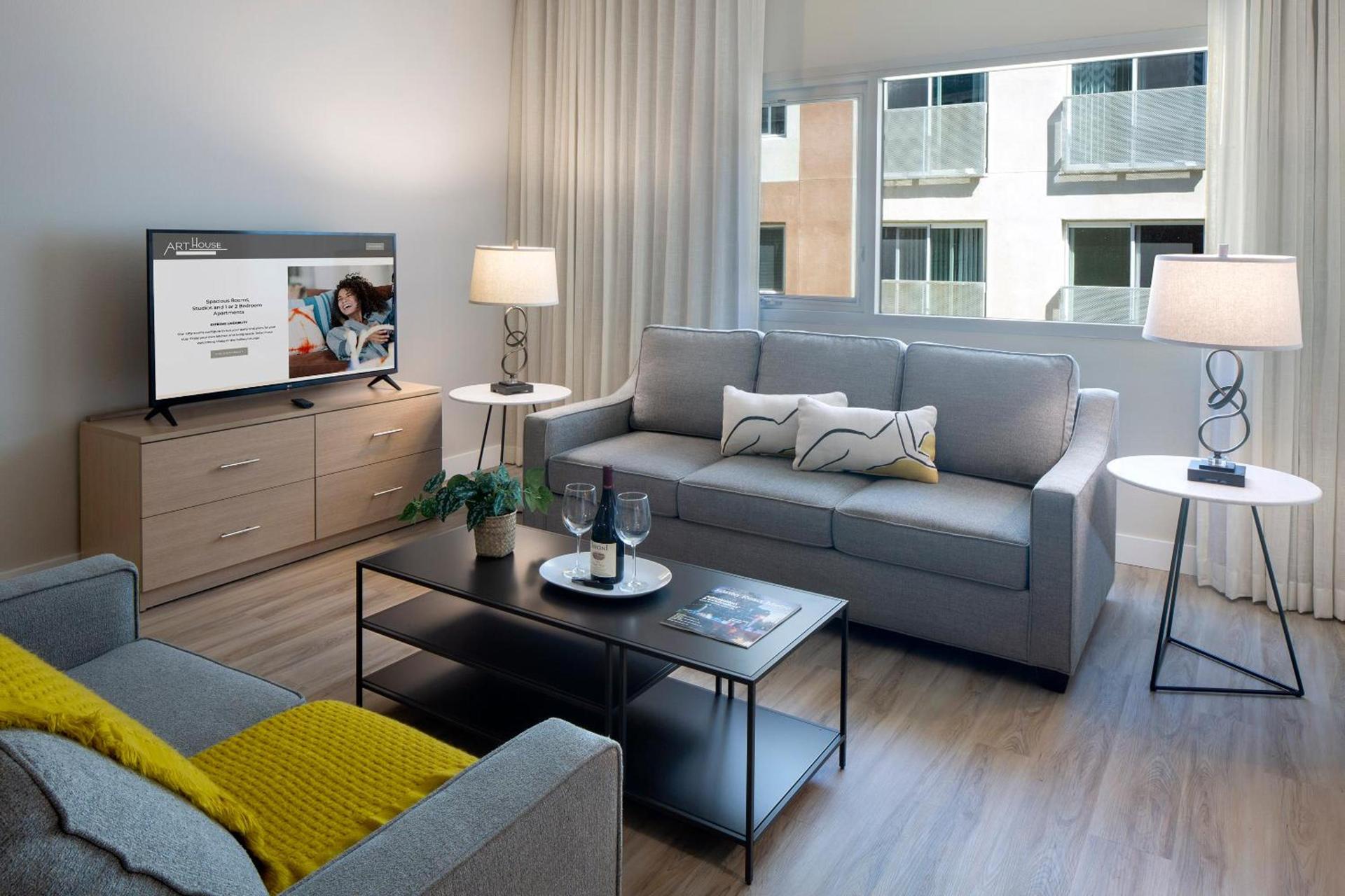 Art House Hotel photo 26