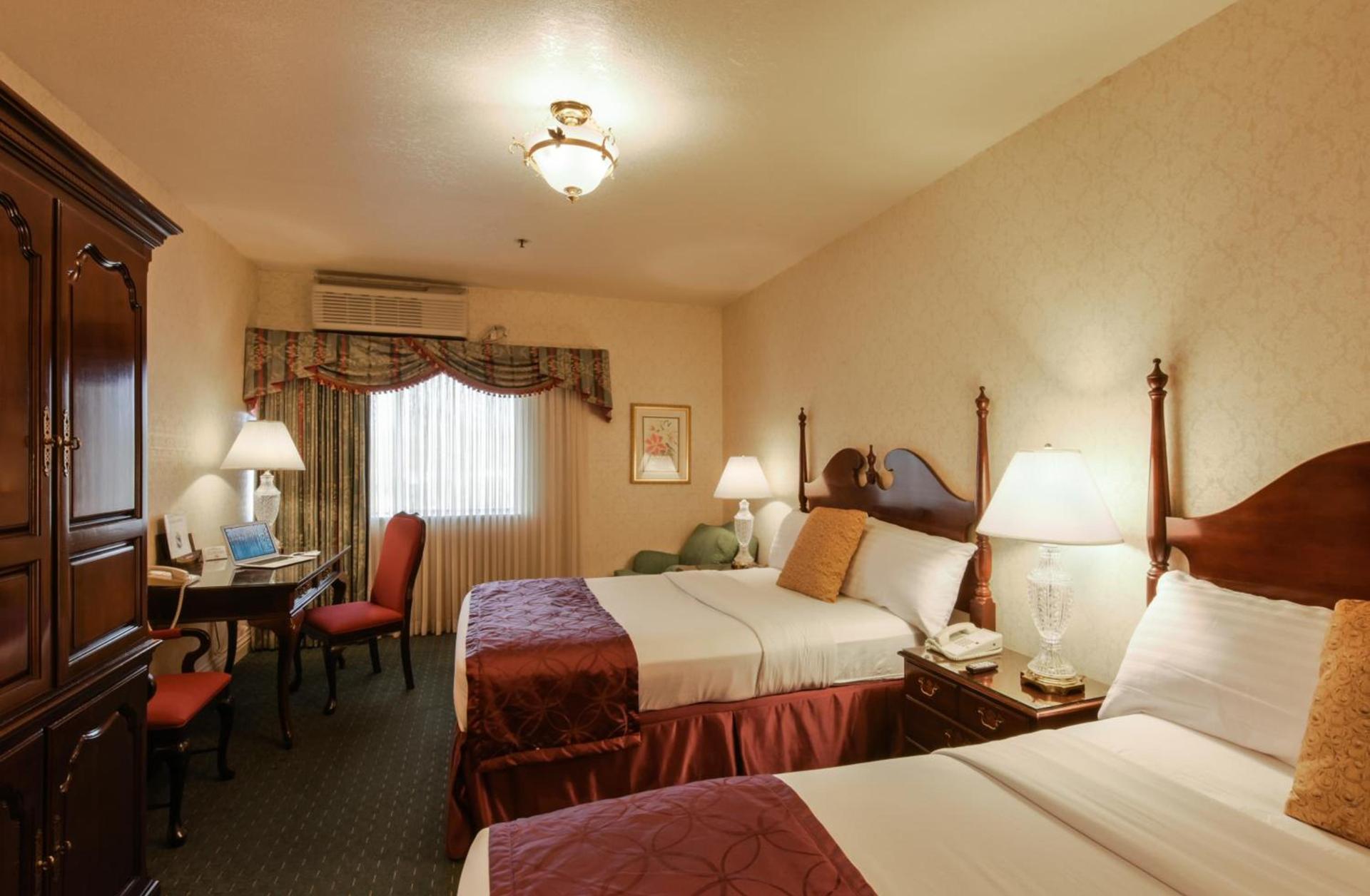 Carlyle Hotel photo 3