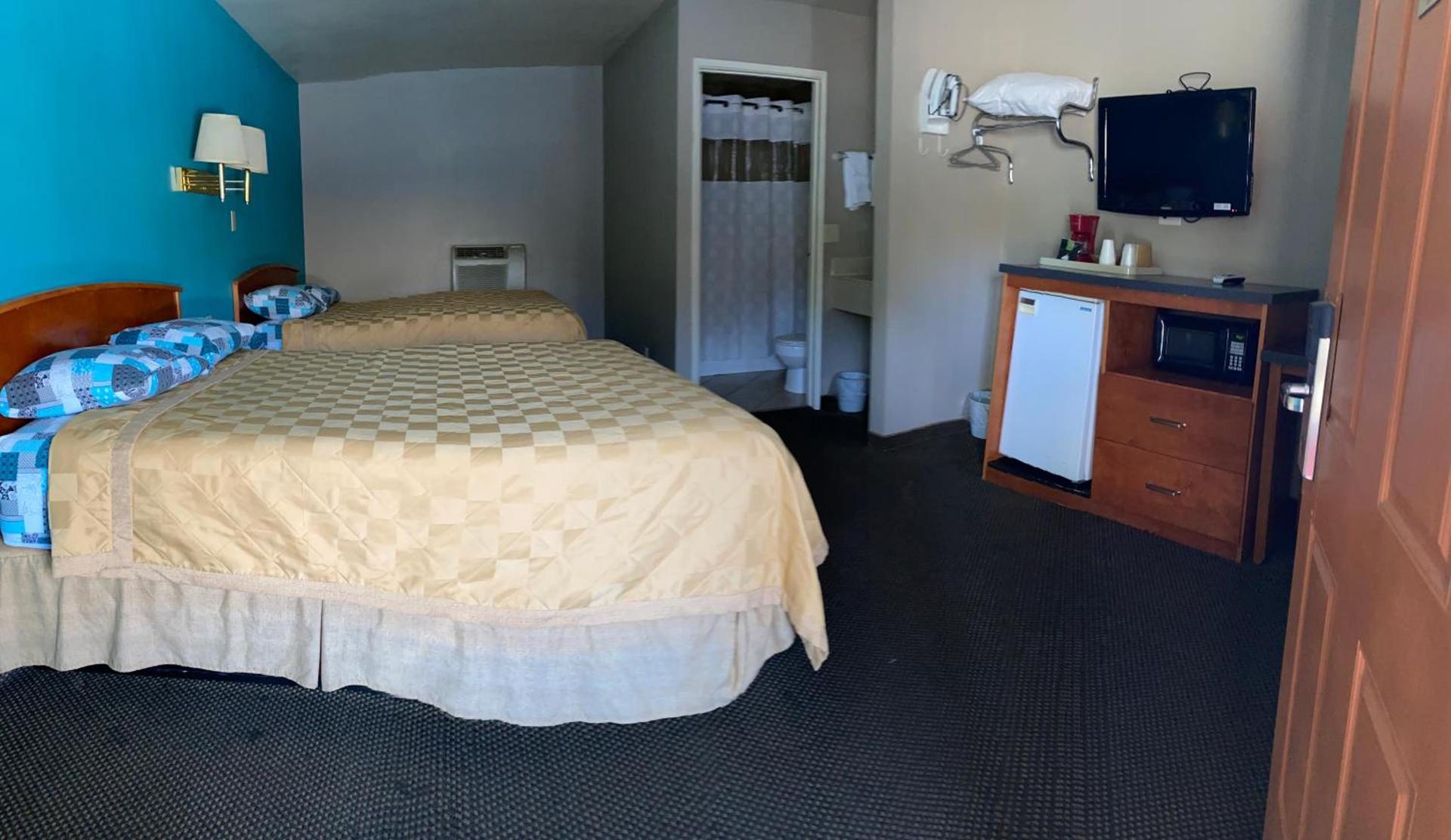 Lone Pine Budget Inn photo 20