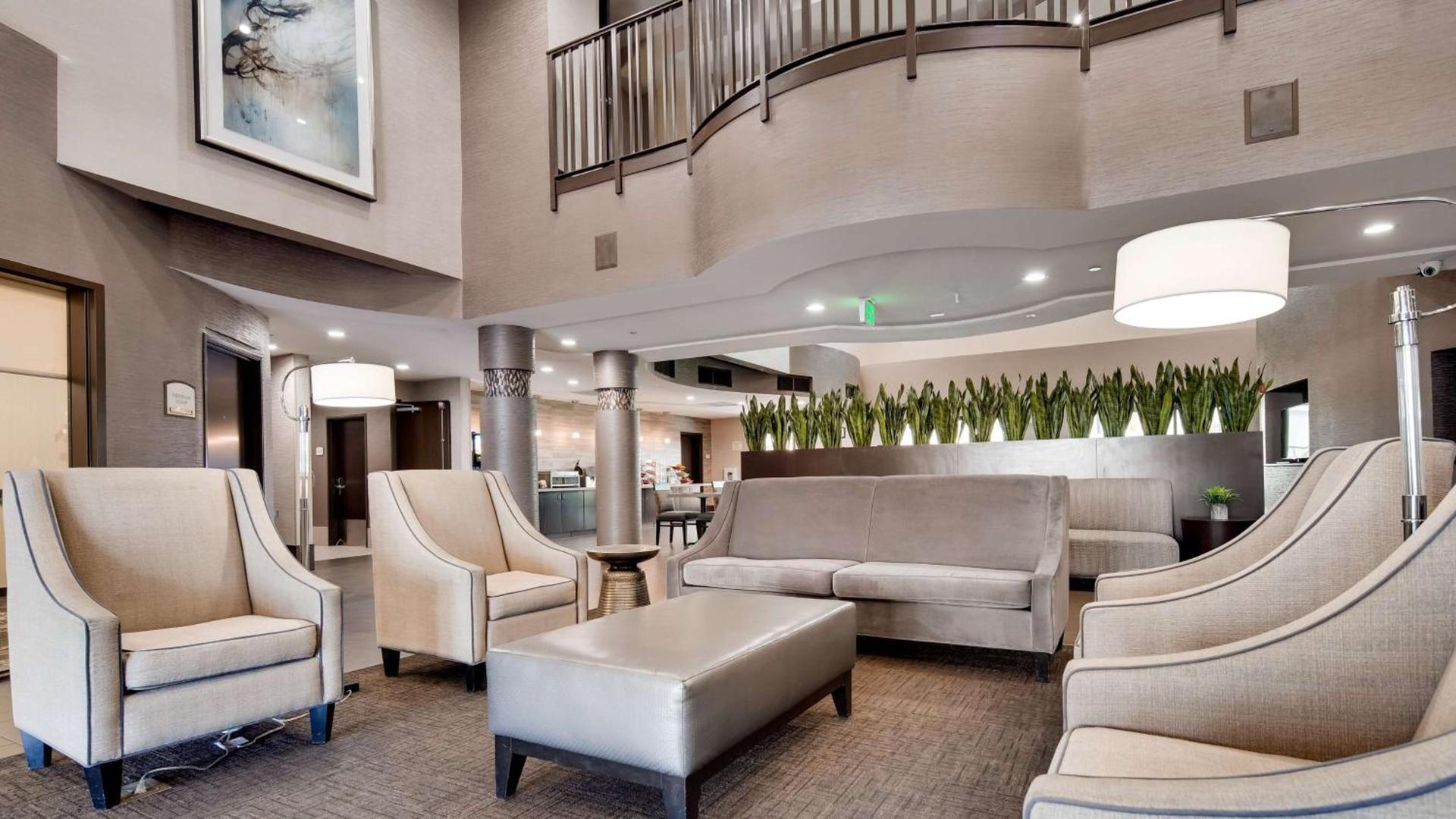 Best Western Plus Las Vegas South Henderson photo 32