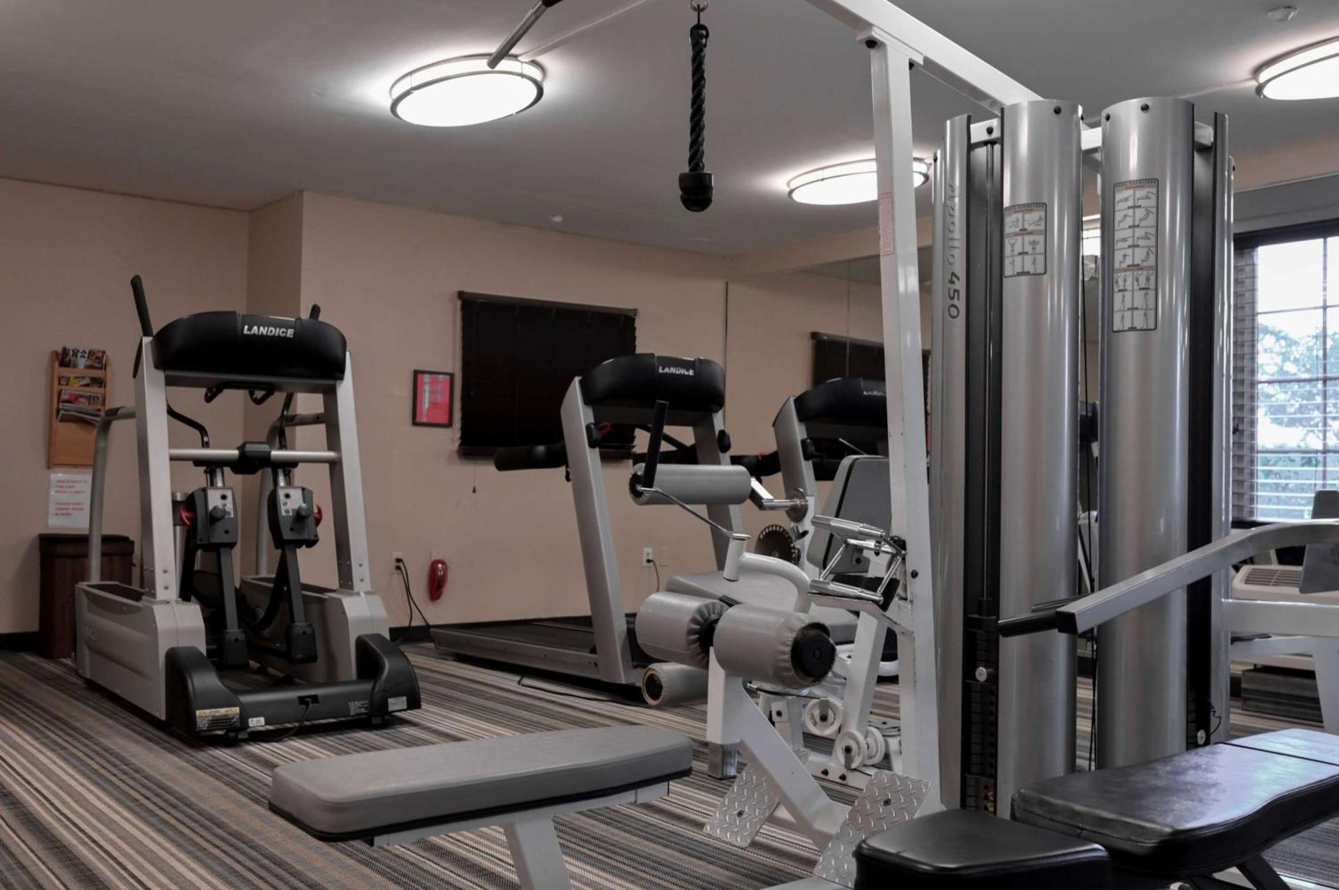 Sonesta Simply Suites Clearwater St Petersburg photo 27