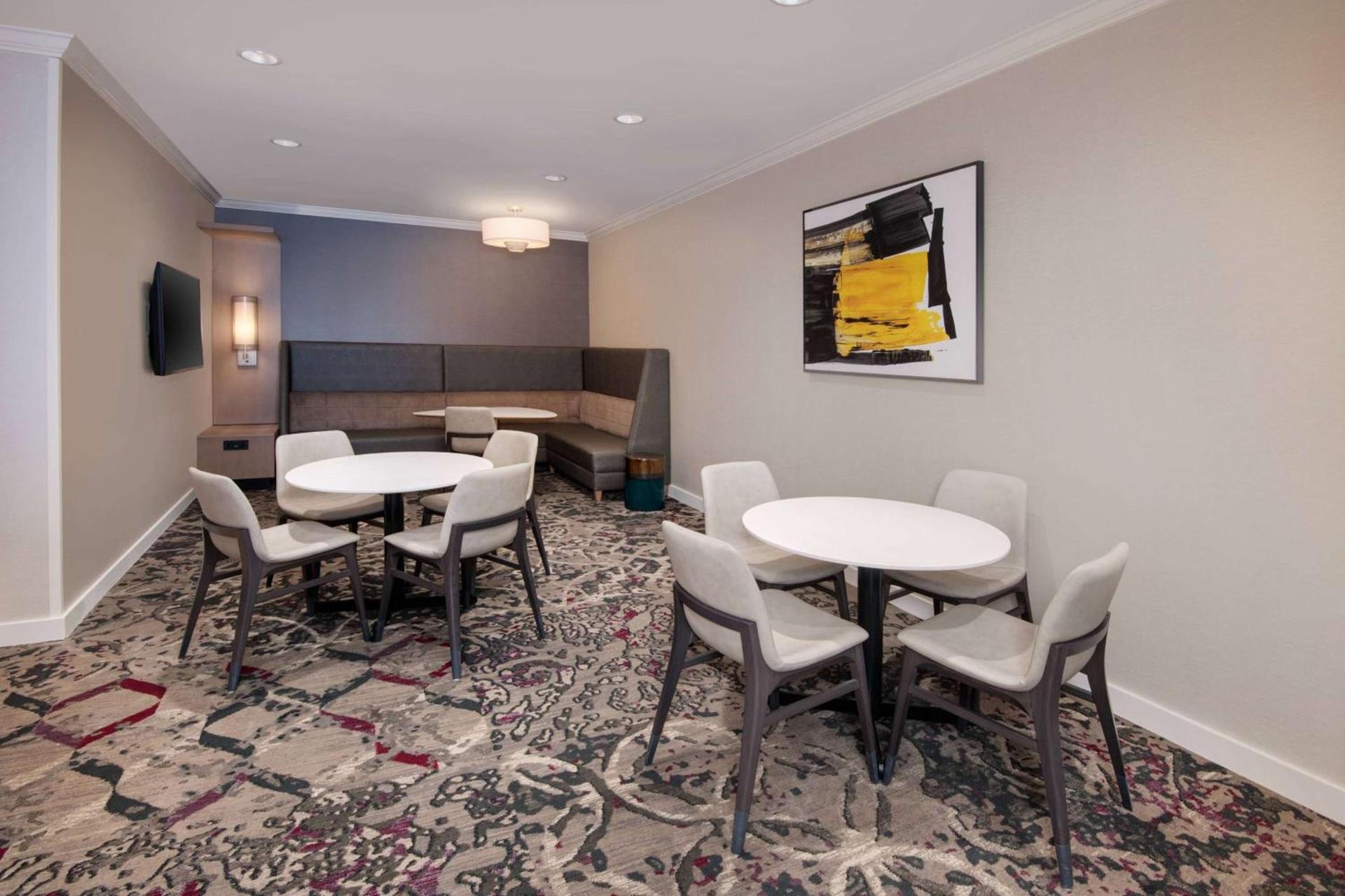 Sonesta ES Suites Atlanta Alpharetta North Point Mall photo 5