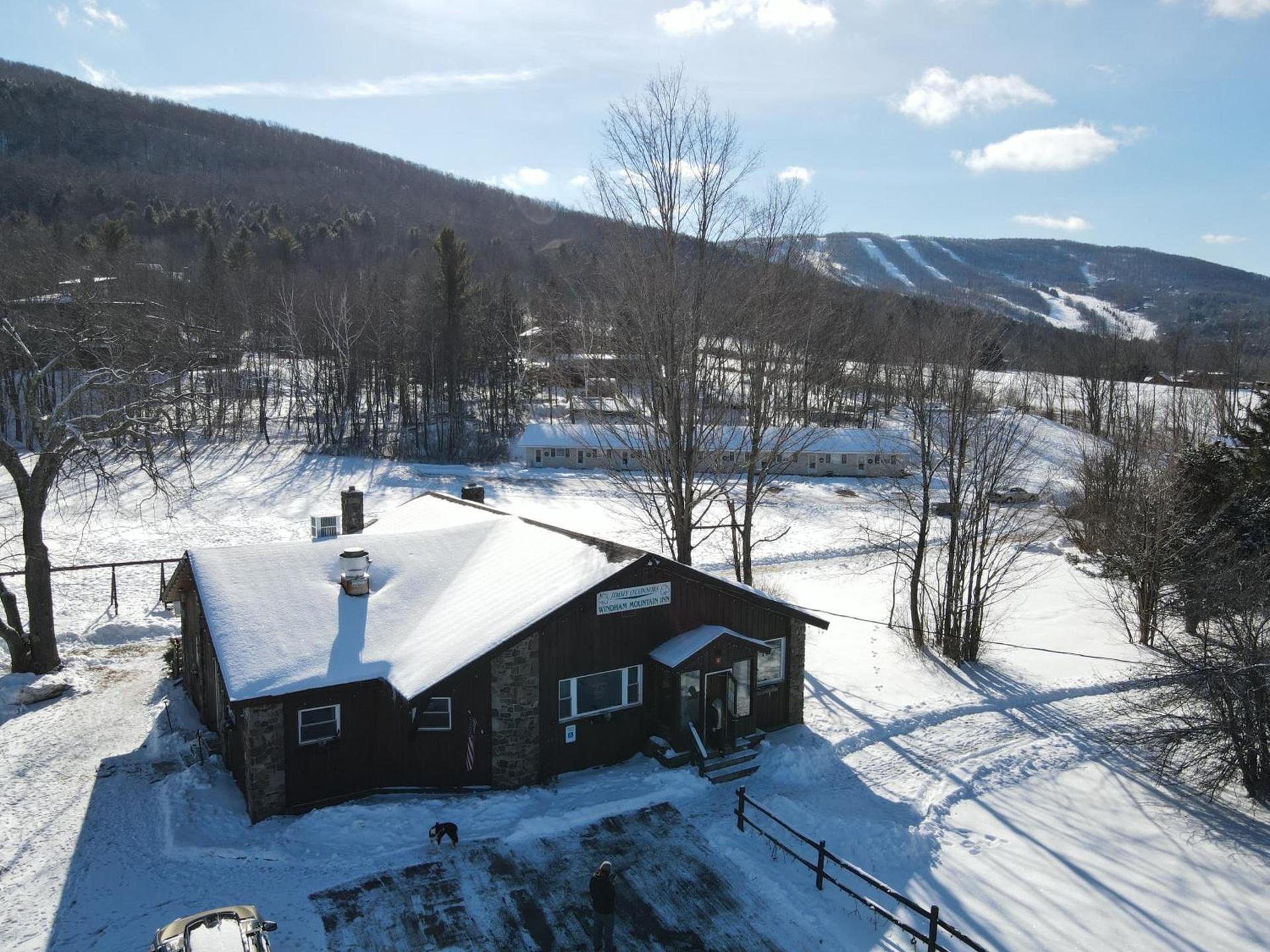 Jimmy OConnor's Windham Mtn Inn photo 2