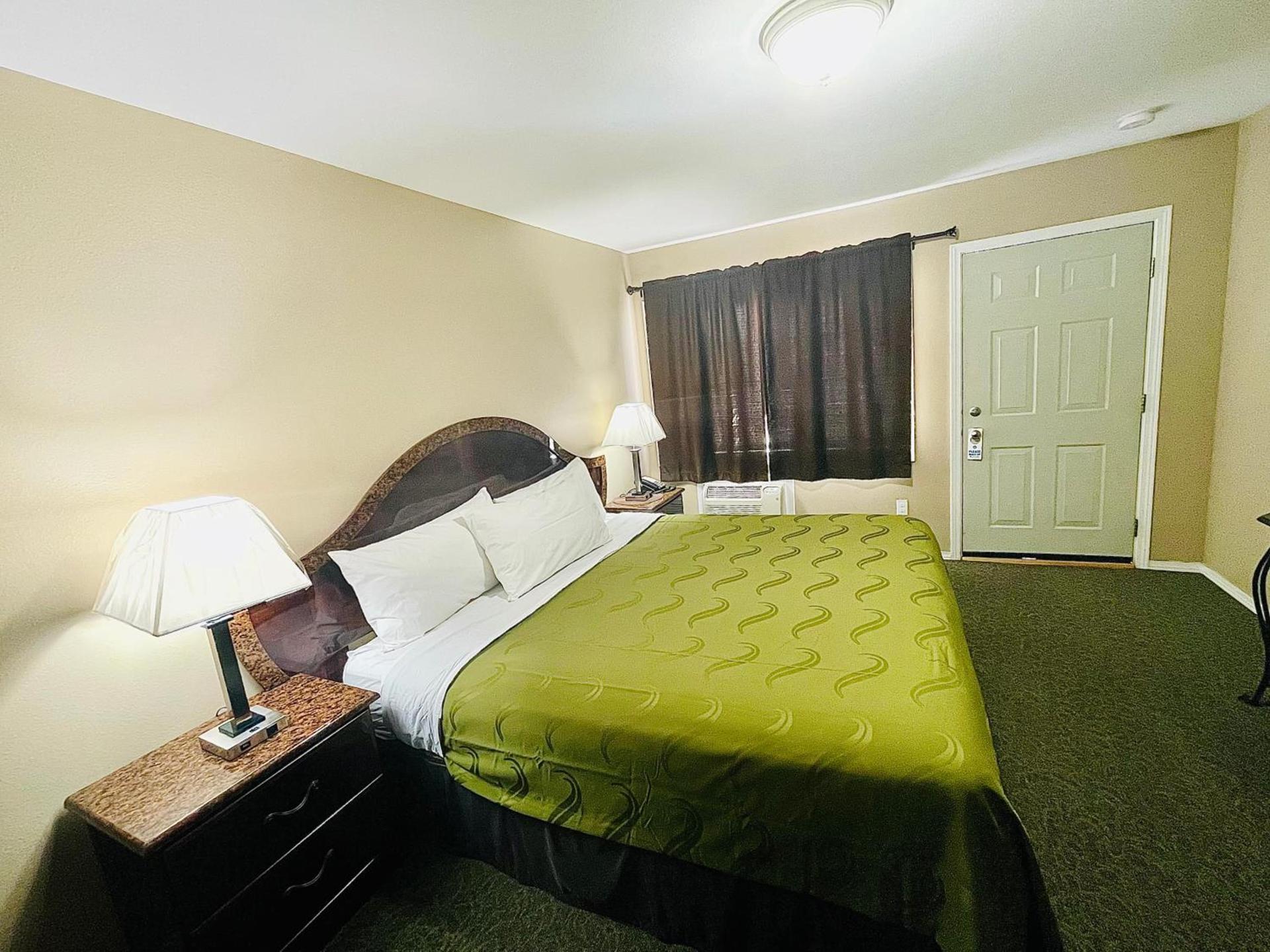 Sage N Sand Motel photo 9