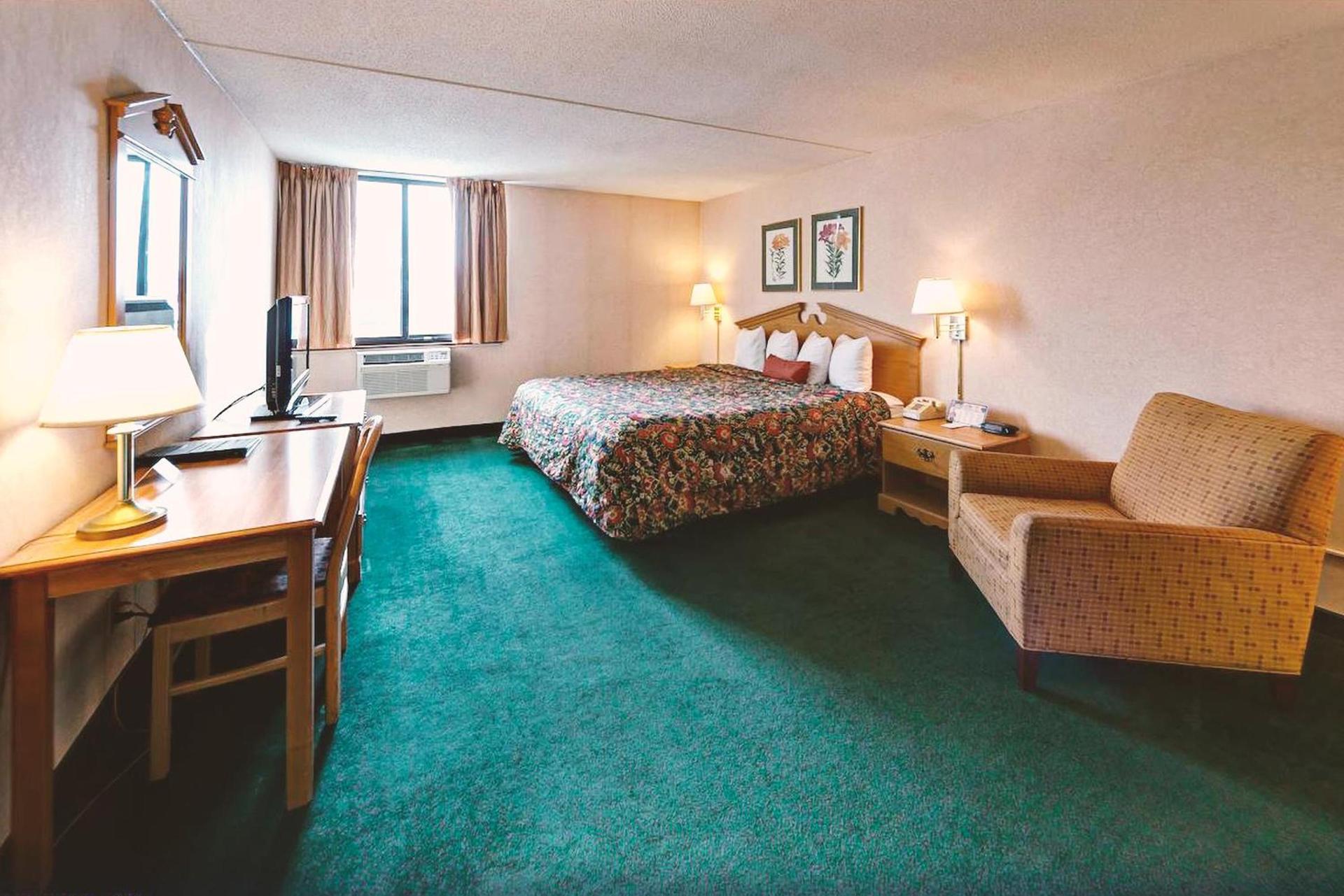 Key Inn Roseville photo 14