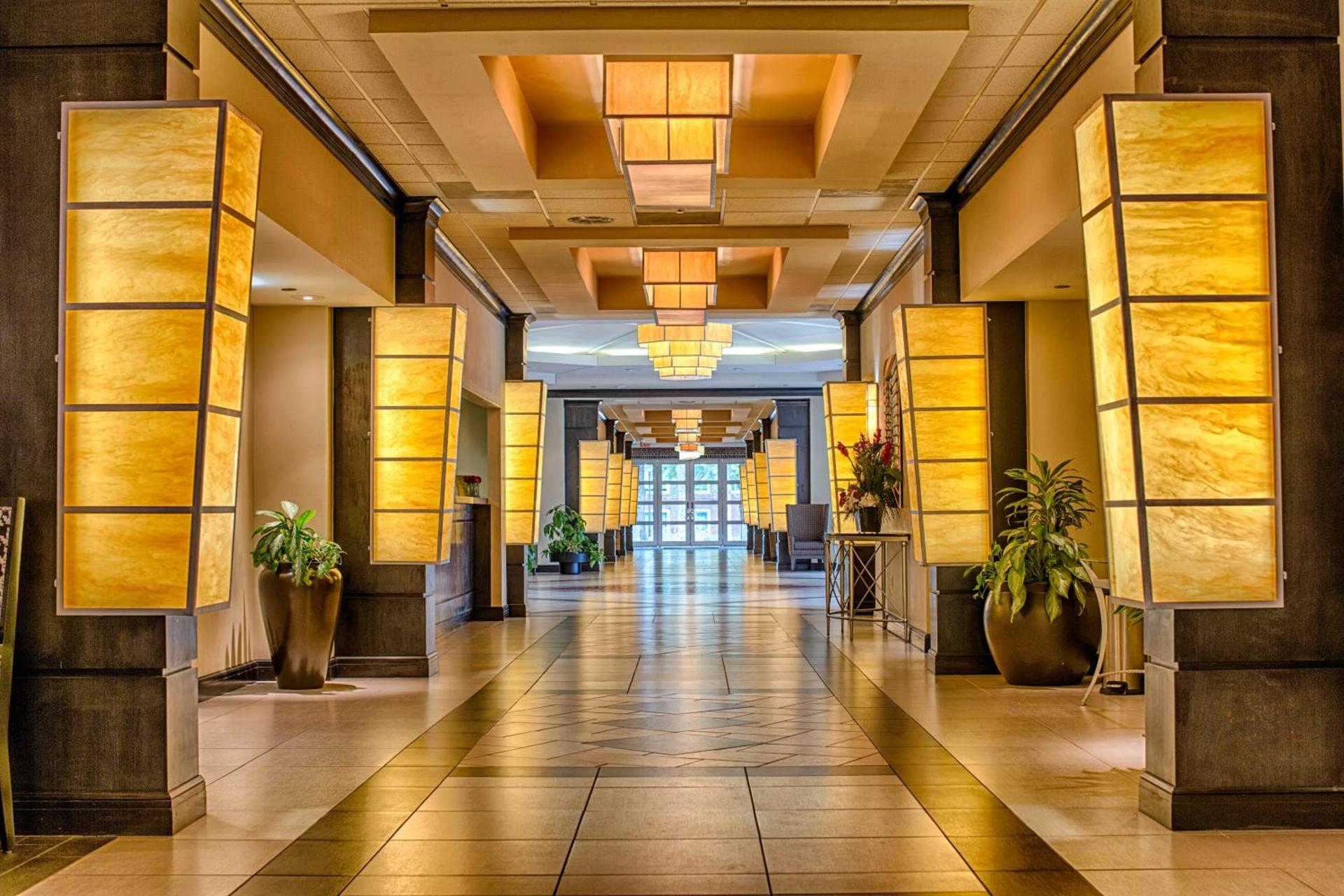 Hotel Capstone photo 1