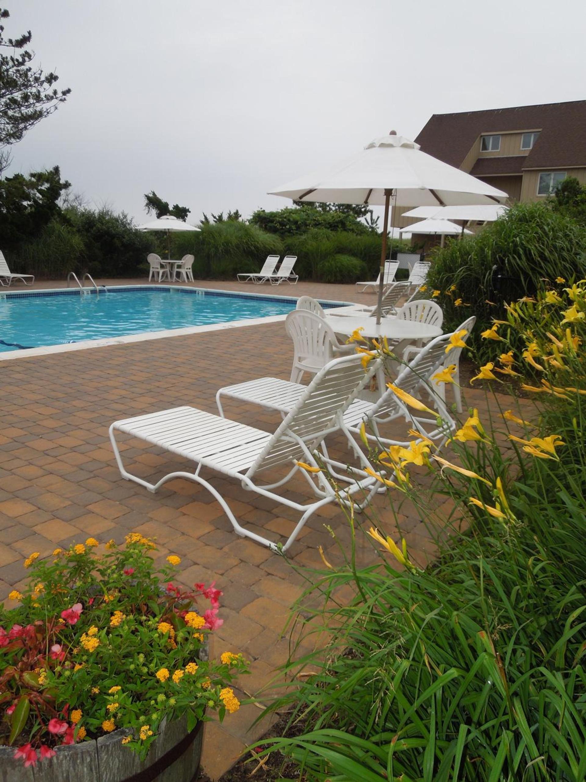 Windward Shores photo 20