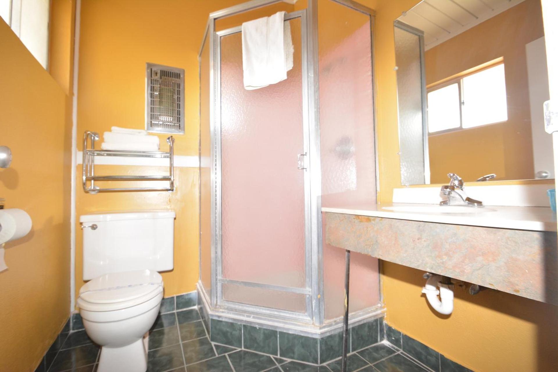 Gateway Inn photo 26