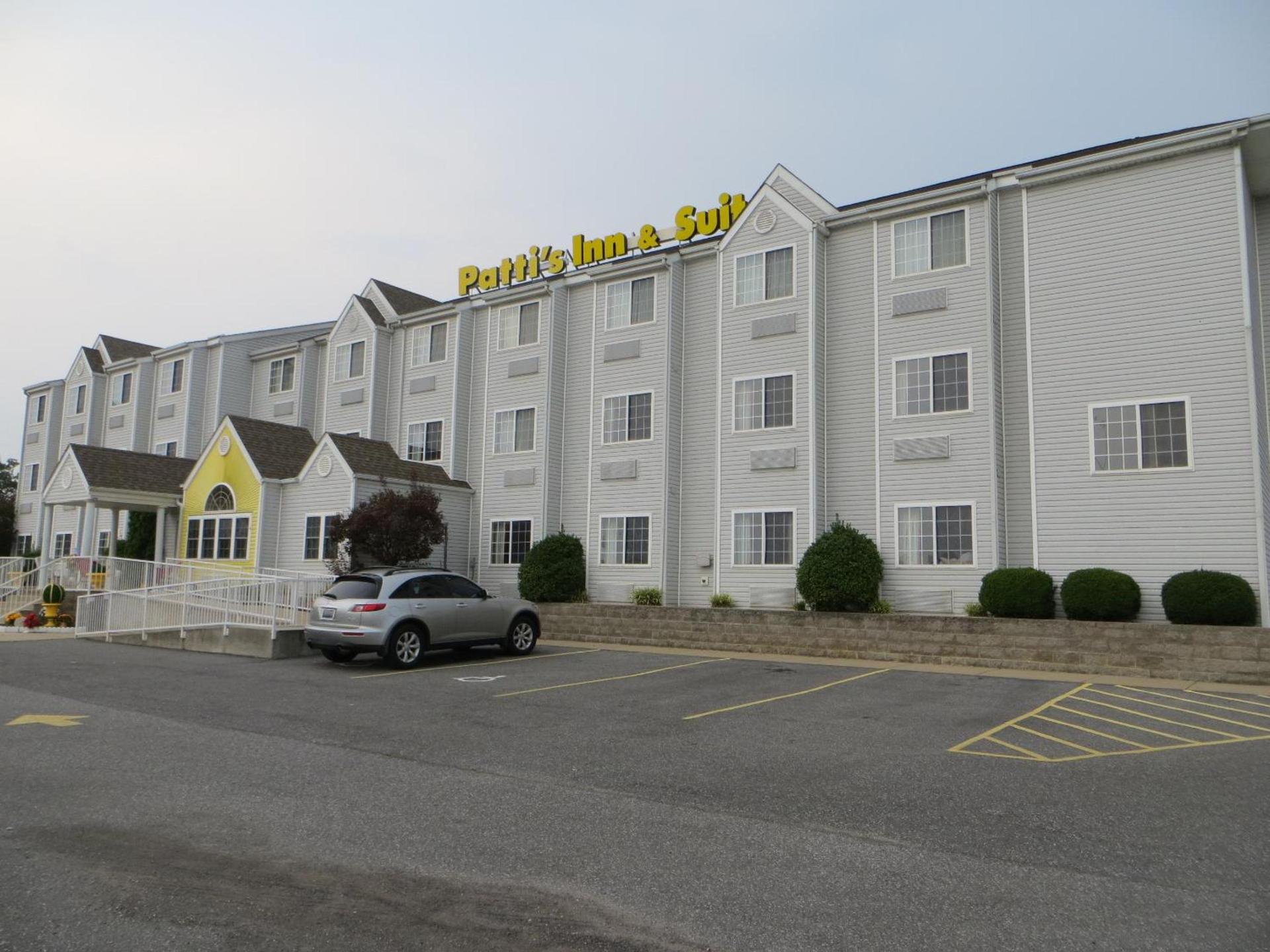 Patti's Inn and Suites photo 24